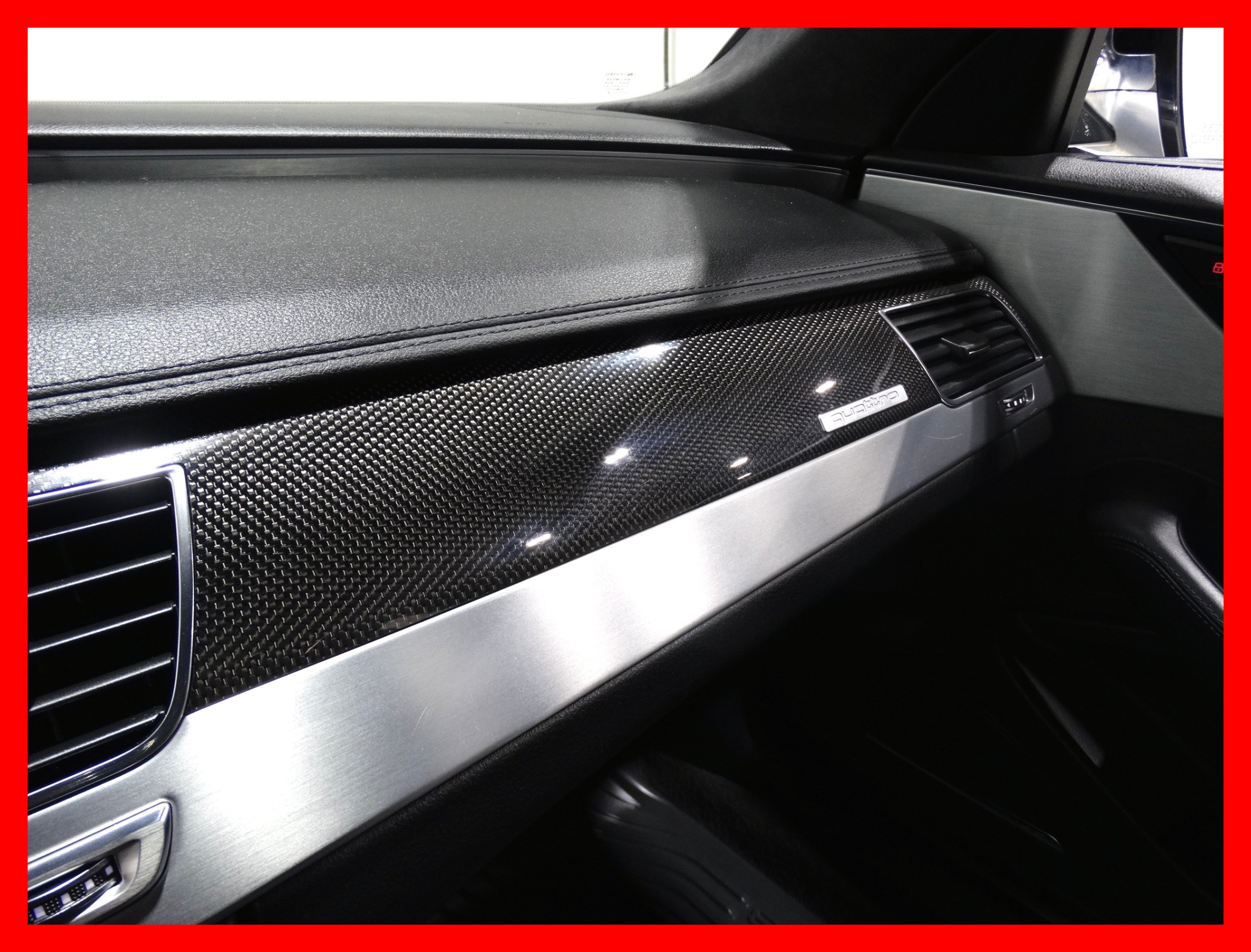 /carconnectiontoronto/2013-Audi-S8-5426405213950665.jpg