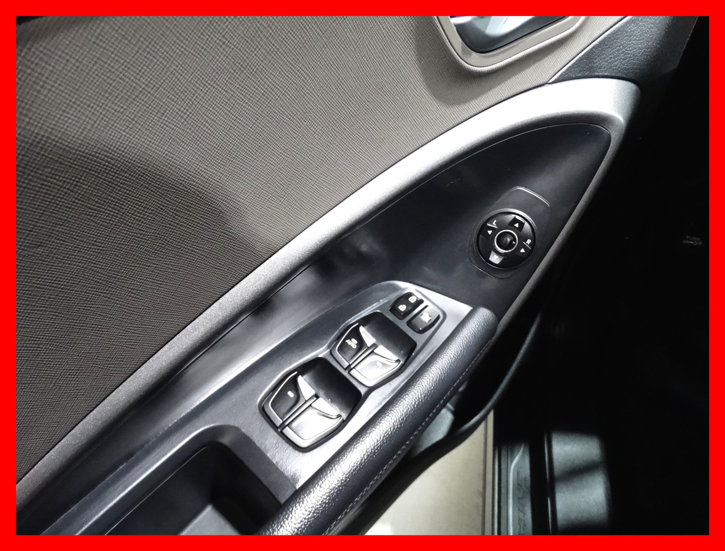 /carconnectiontoronto/2013-Hyundai-SantaFe-9169250199762418.jpg