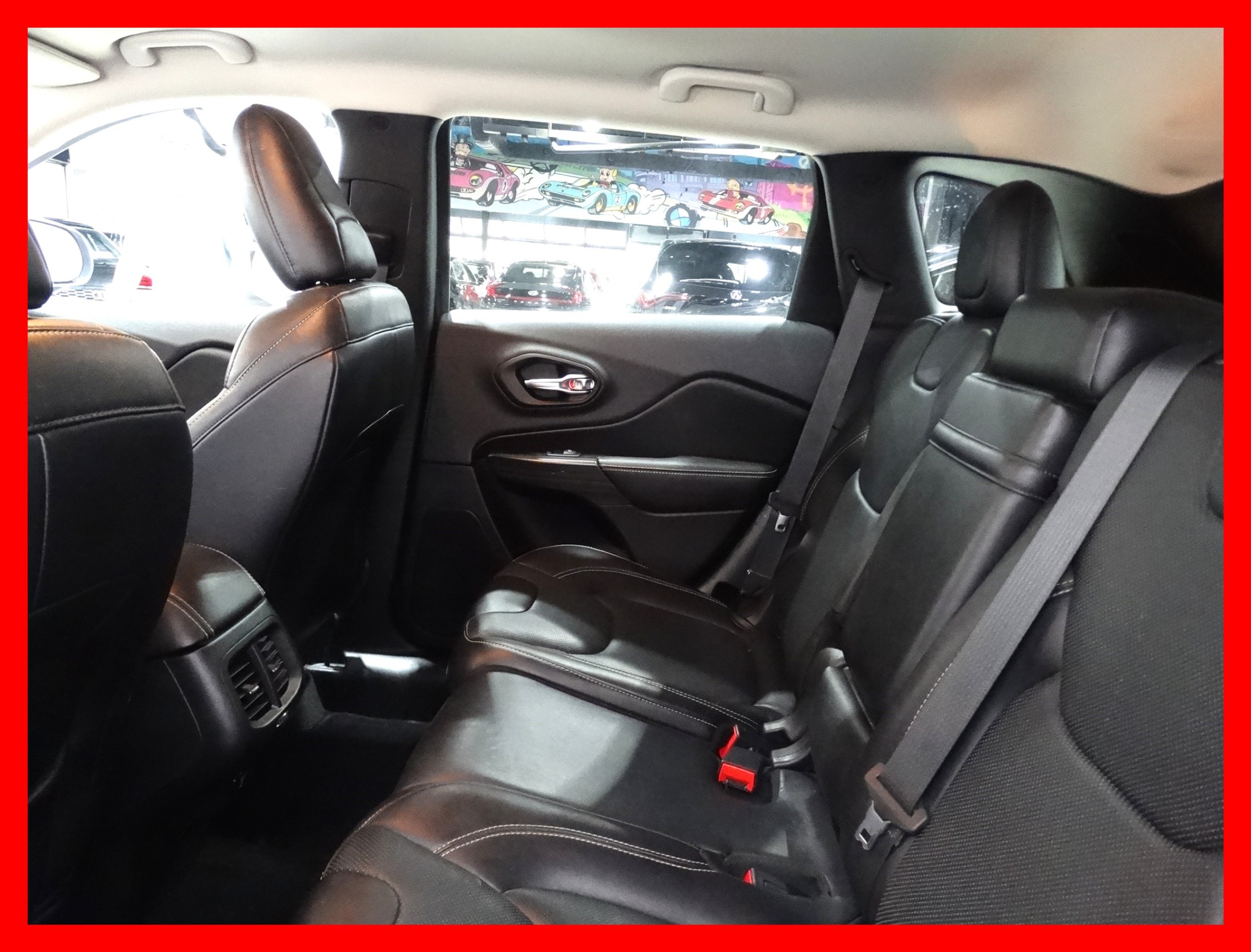 /carconnectiontoronto/2015-Jeep-Cherokee-19208438885880108.jpg