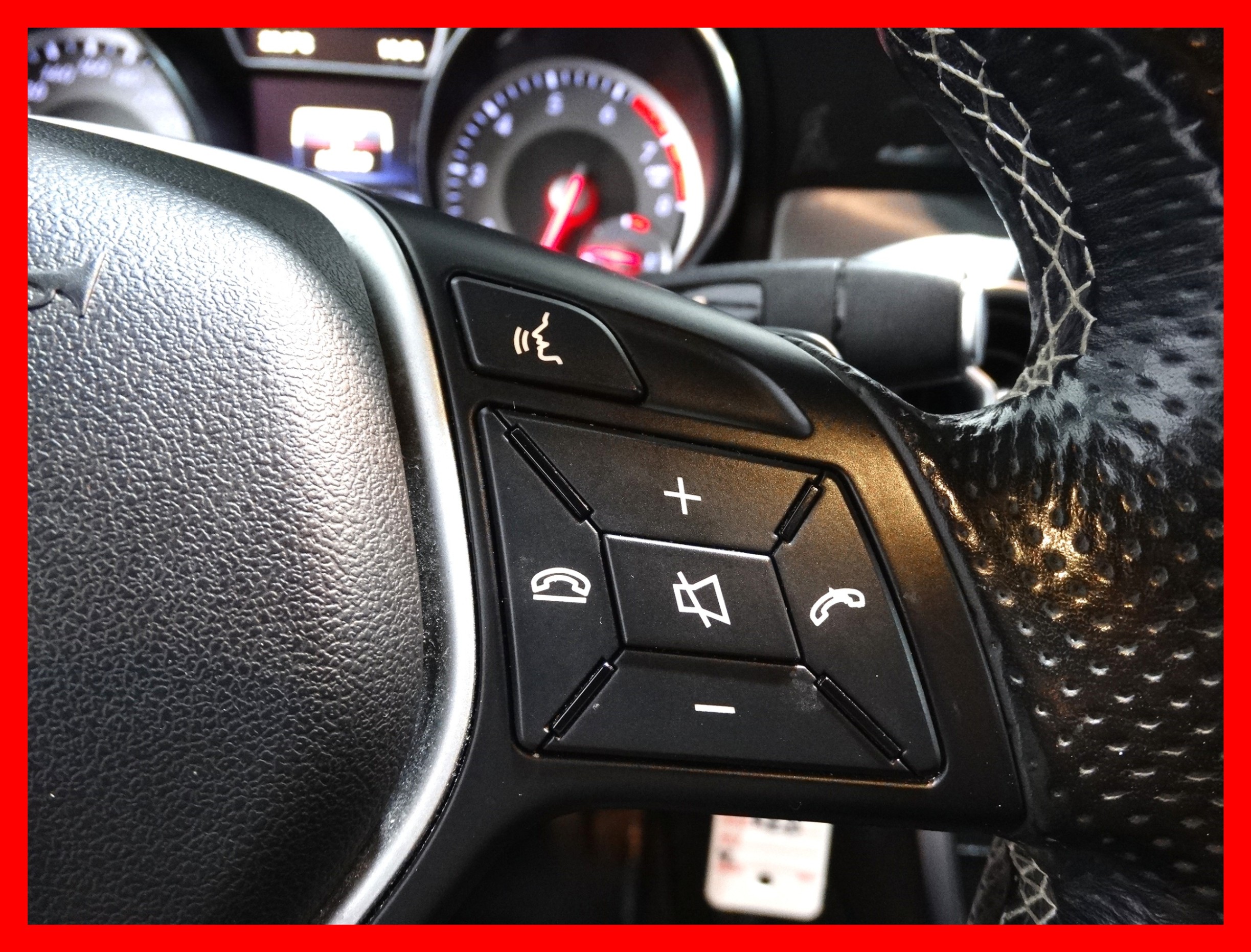 /carconnectiontoronto/2015-Mercedes-Benz-GLA-Class-18052332315404995.jpg
