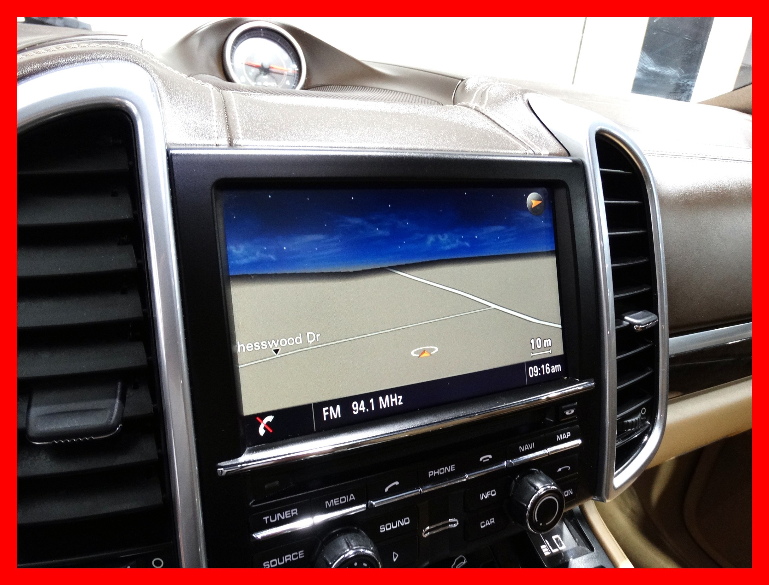 /carconnectiontoronto/2015-Porsche-Cayenne-2824038081789504.jpg