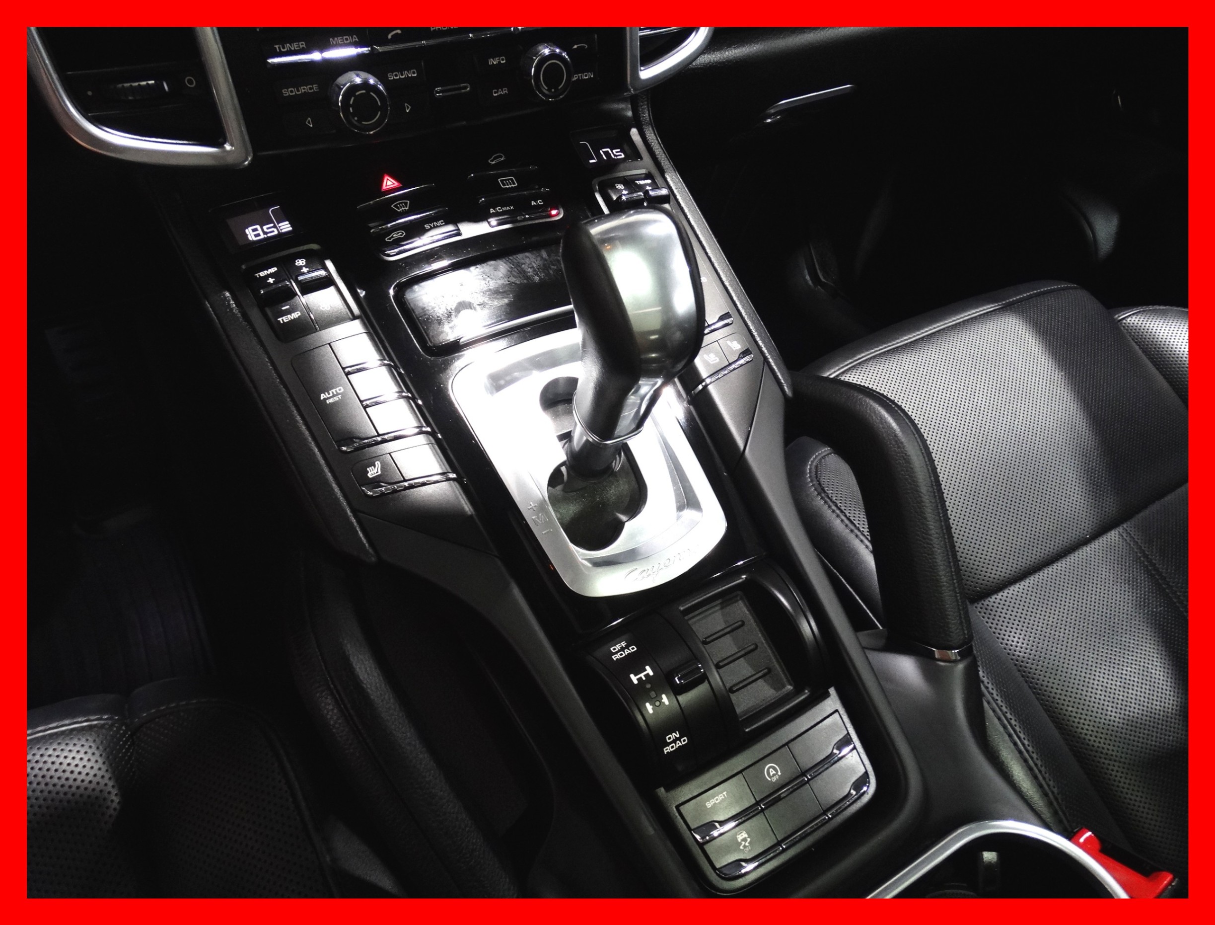 /carconnectiontoronto/2016-Porsche-Cayenne-14962714033061708.jpg