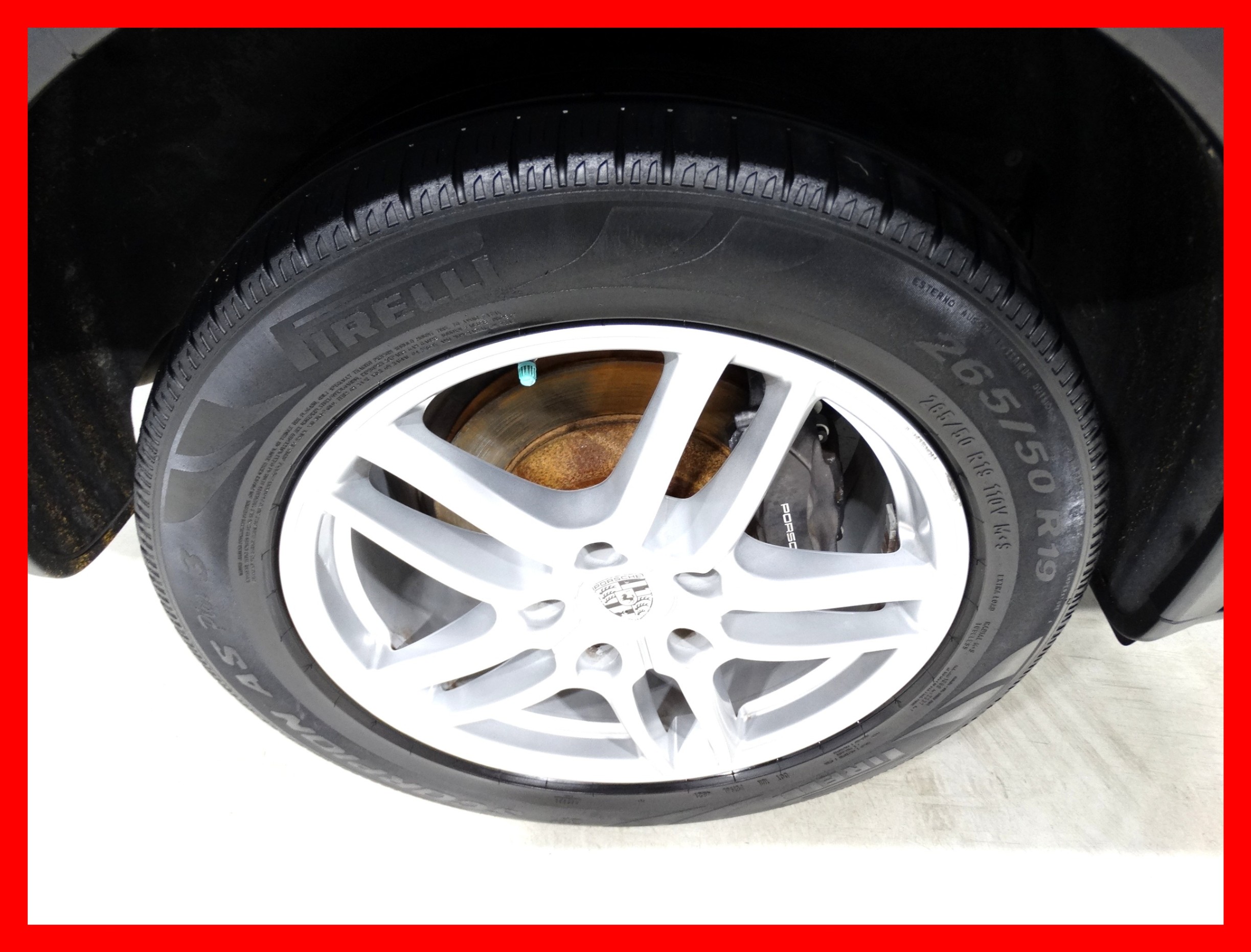 /carconnectiontoronto/2016-Porsche-Cayenne-529408356384127.jpg