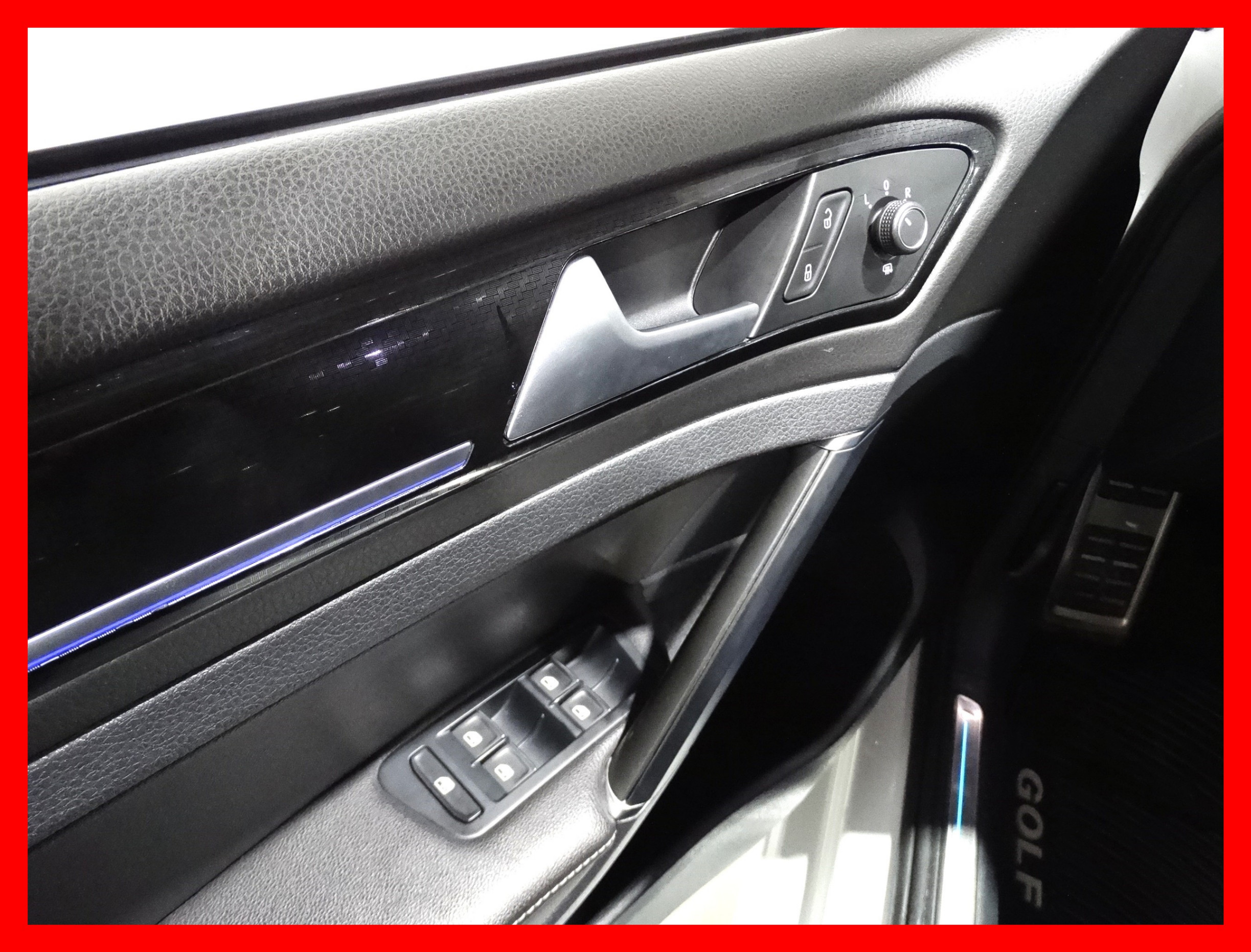 /carconnectiontoronto/2016-Volkswagen-GolfR-5157582710259176.jpg