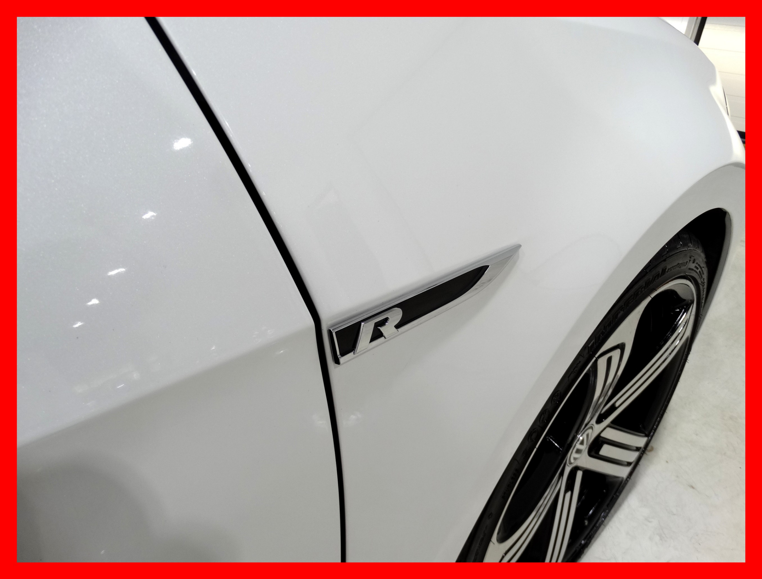 /carconnectiontoronto/2016-Volkswagen-GolfR-7274310865499567.jpg