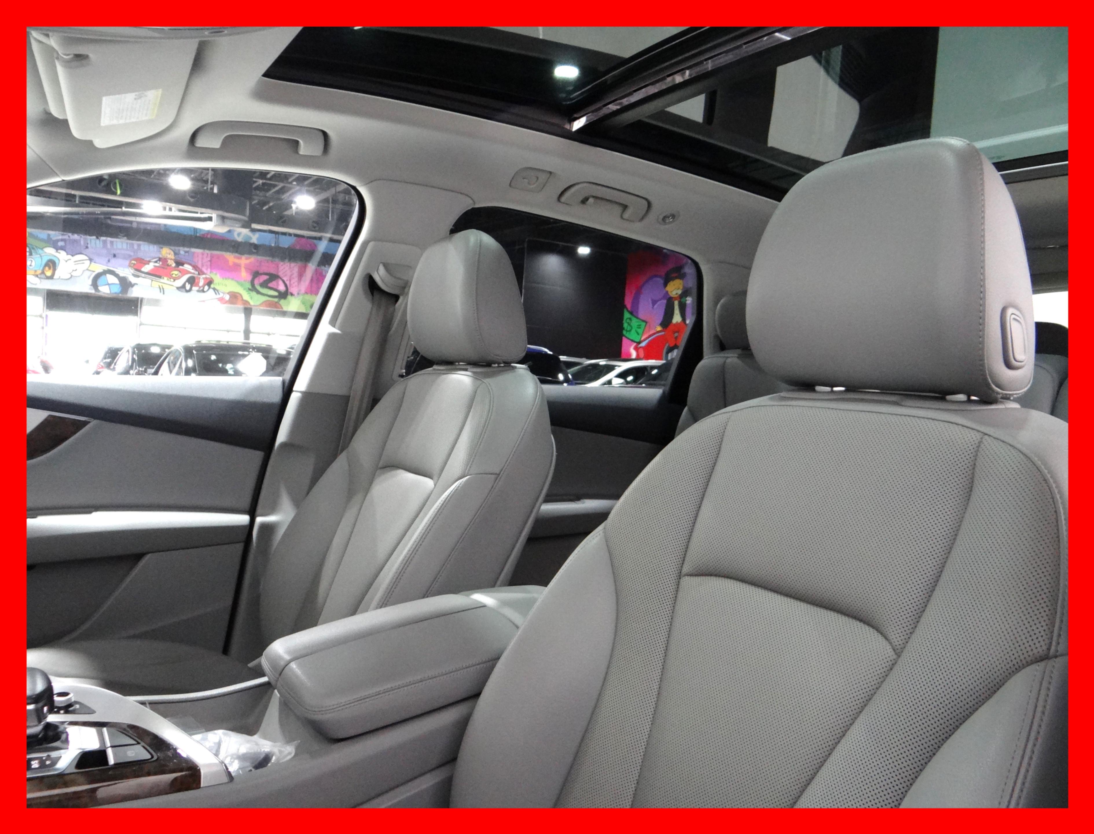/carconnectiontoronto/2017-Audi-Q7-9400236330850327.jpg