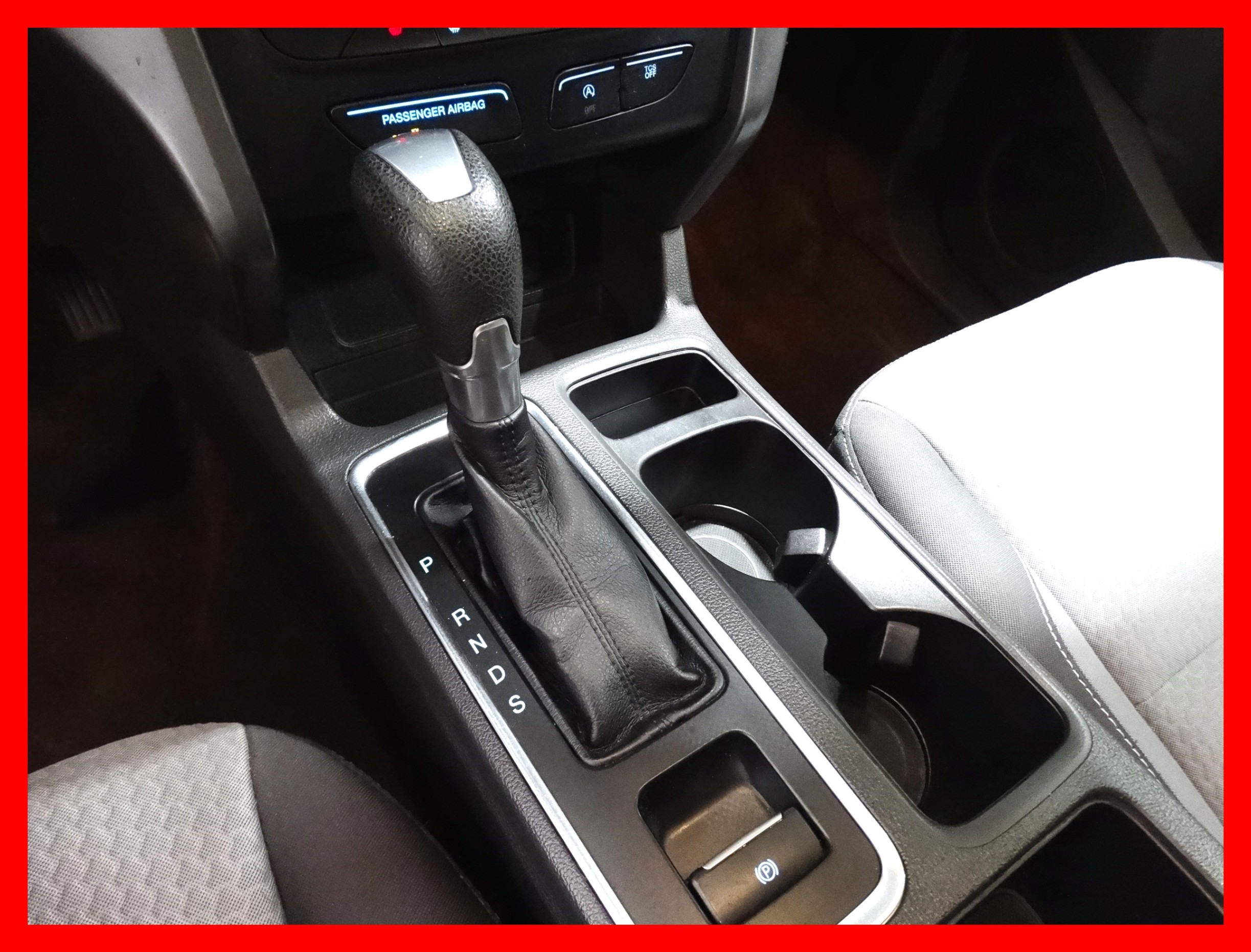/carconnectiontoronto/2017-Ford-Escape-1119965380147685.jpg
