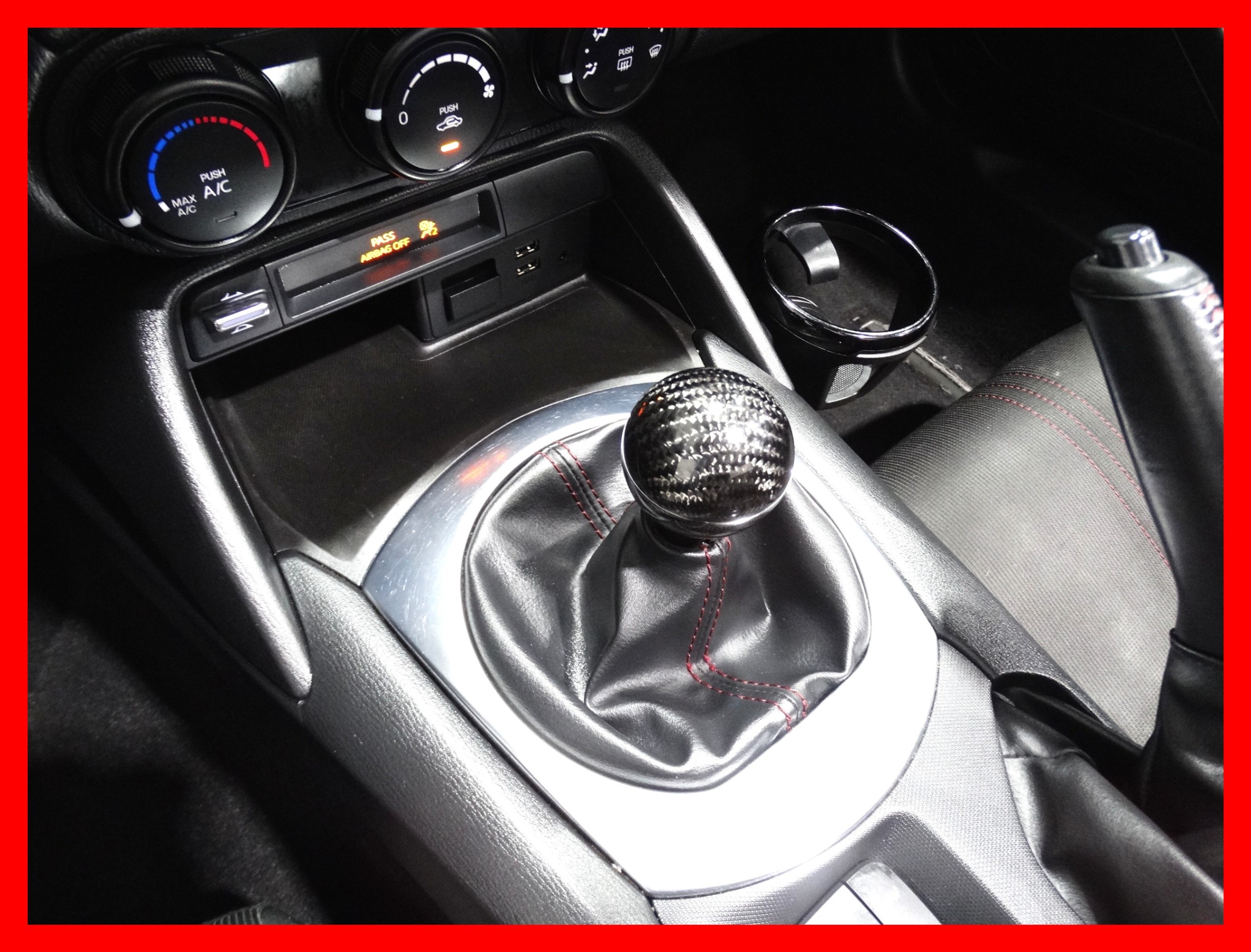 /carconnectiontoronto/2017-Mazda-MX-5RF-8746367555940595.jpg