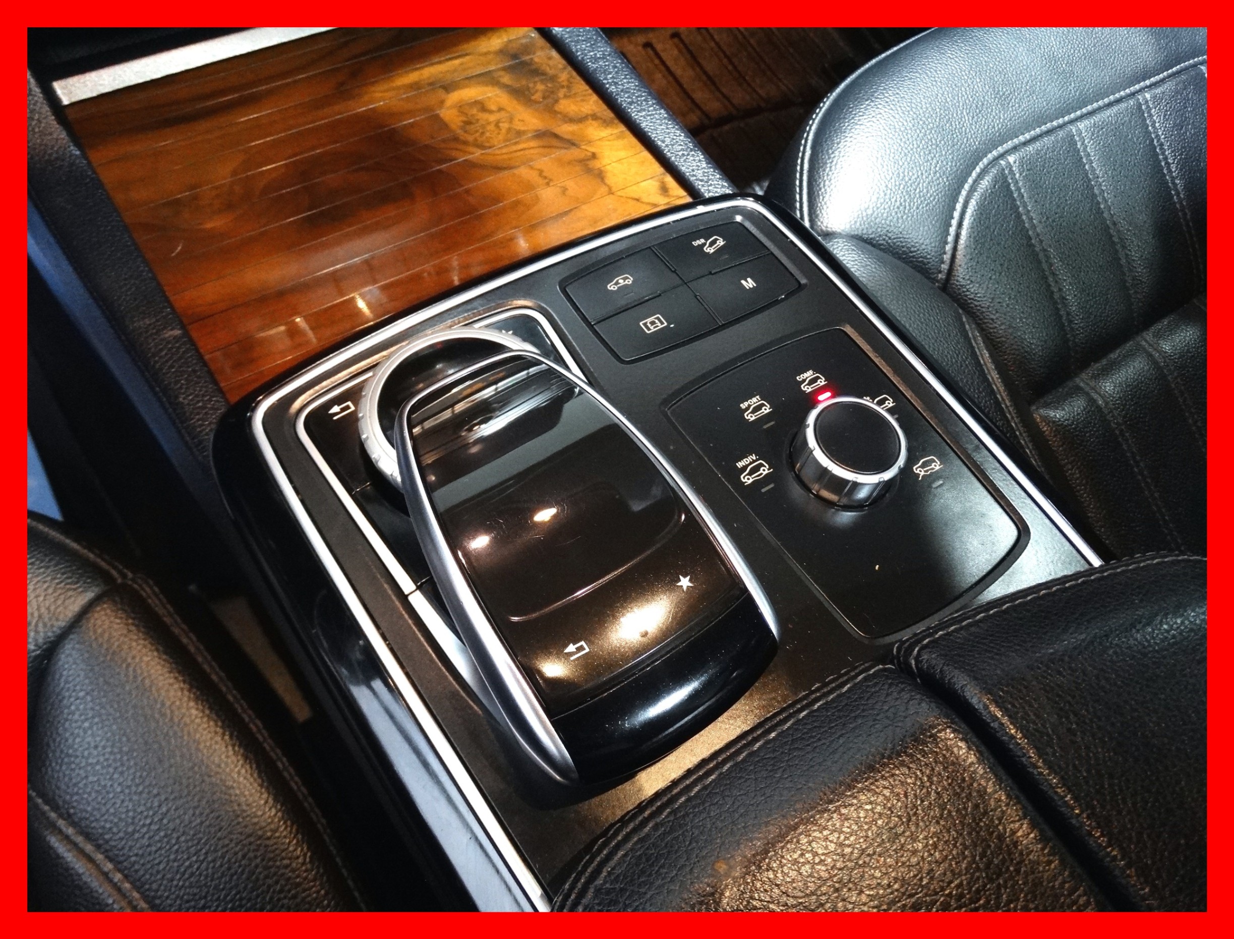 /carconnectiontoronto/2017-Mercedes-Benz-GLE-Class-1216300420136438.jpg