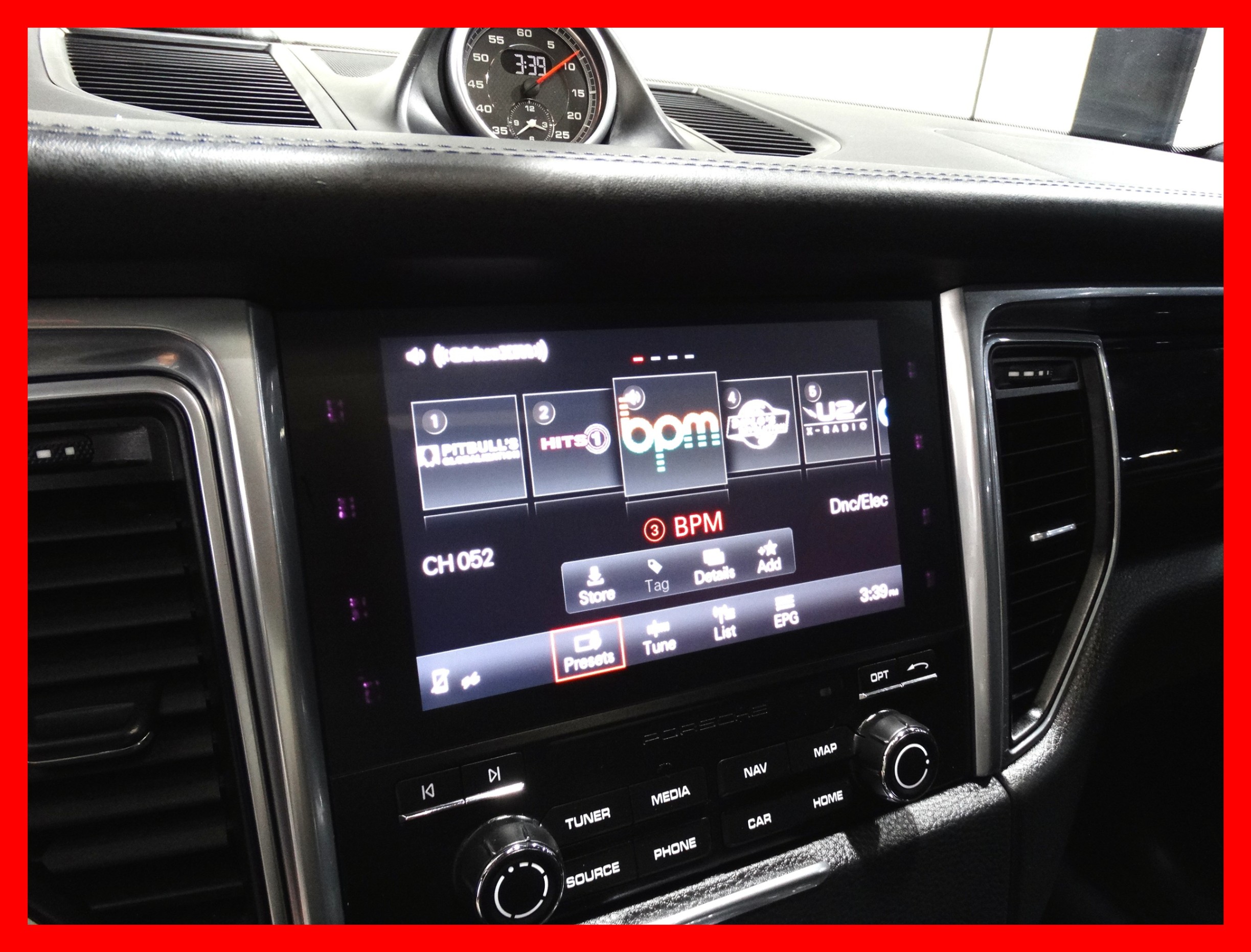 /carconnectiontoronto/2017-Porsche-Macan-1014158807485217.jpg
