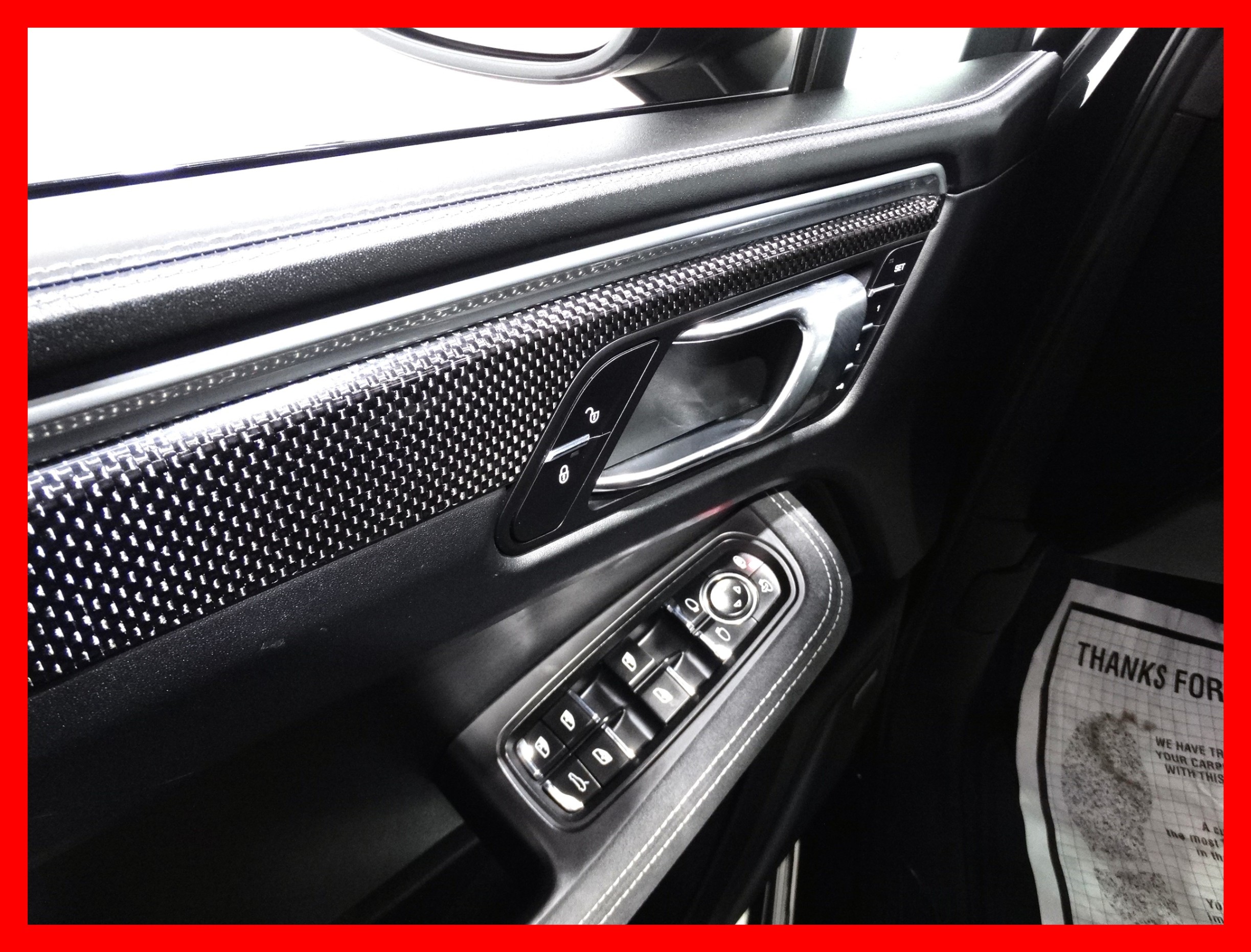 /carconnectiontoronto/2017-Porsche-Macan-35622438640768705.jpg