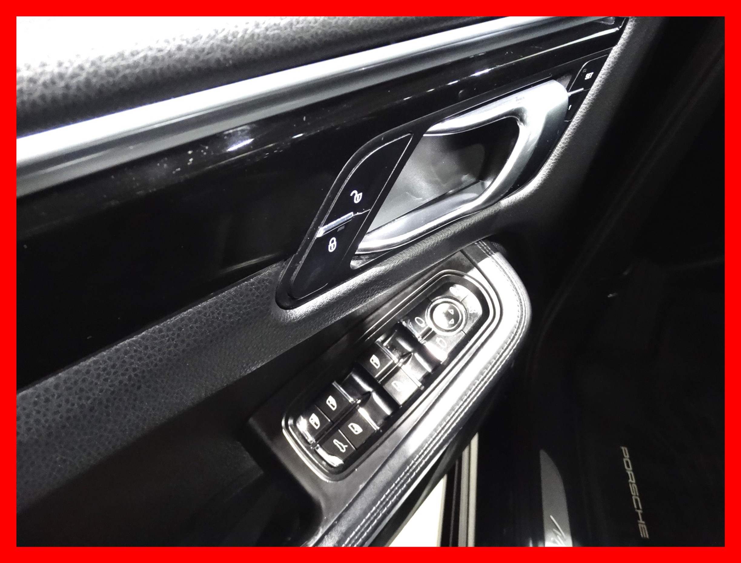 /carconnectiontoronto/2017-Porsche-Macan-47615583029025976.jpg