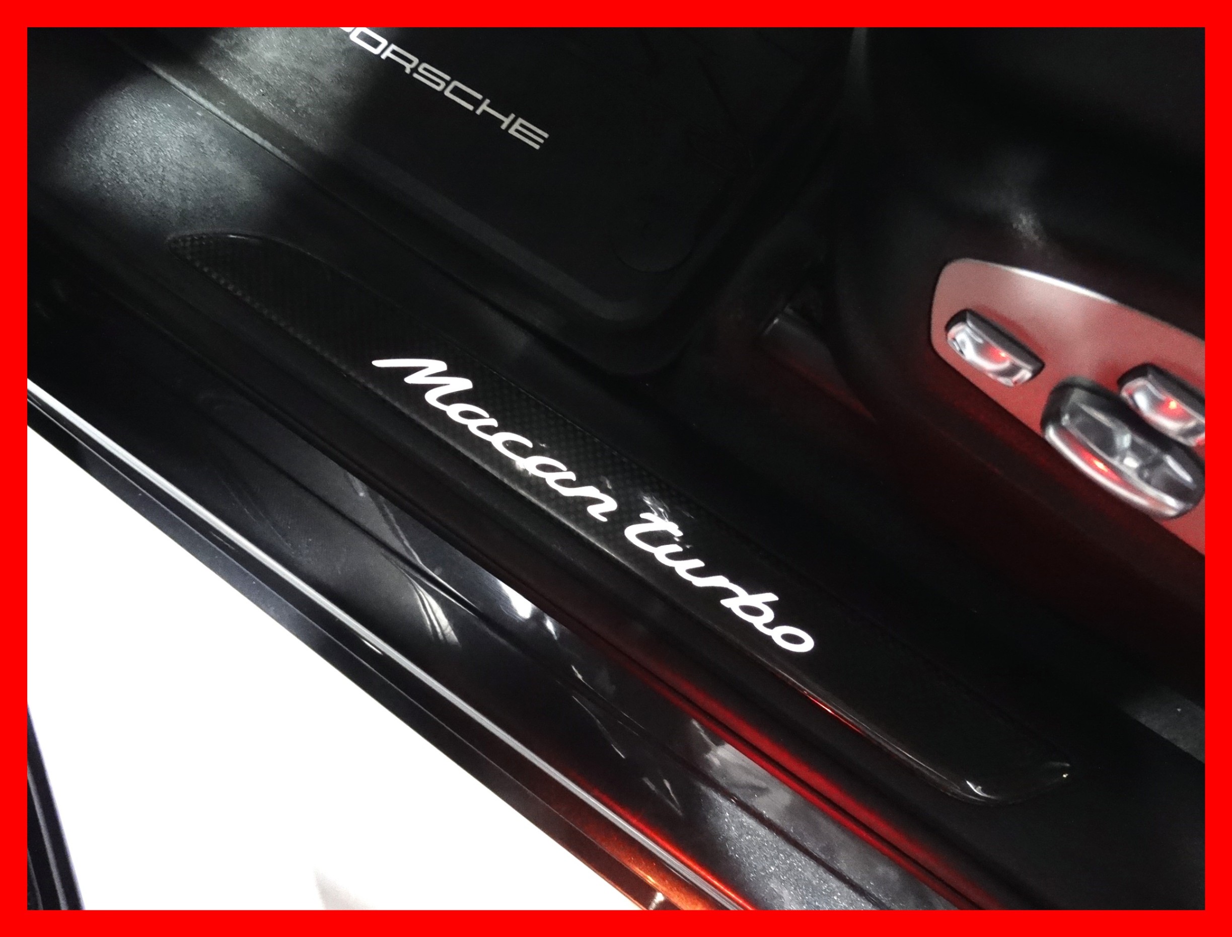 /carconnectiontoronto/2017-Porsche-Macan-7368453238707409.jpg