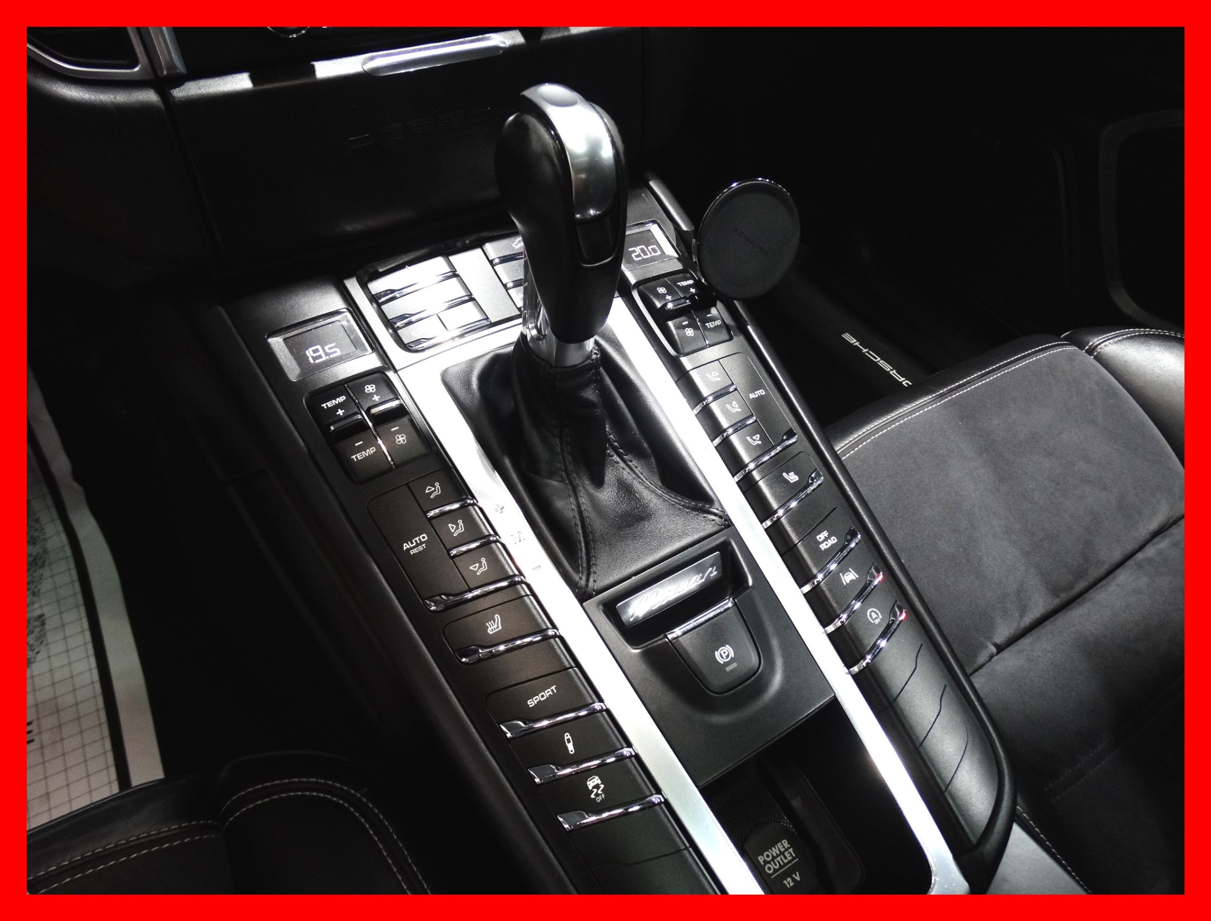 /carconnectiontoronto/2017-Porsche-Macan-8187287170241975.jpg