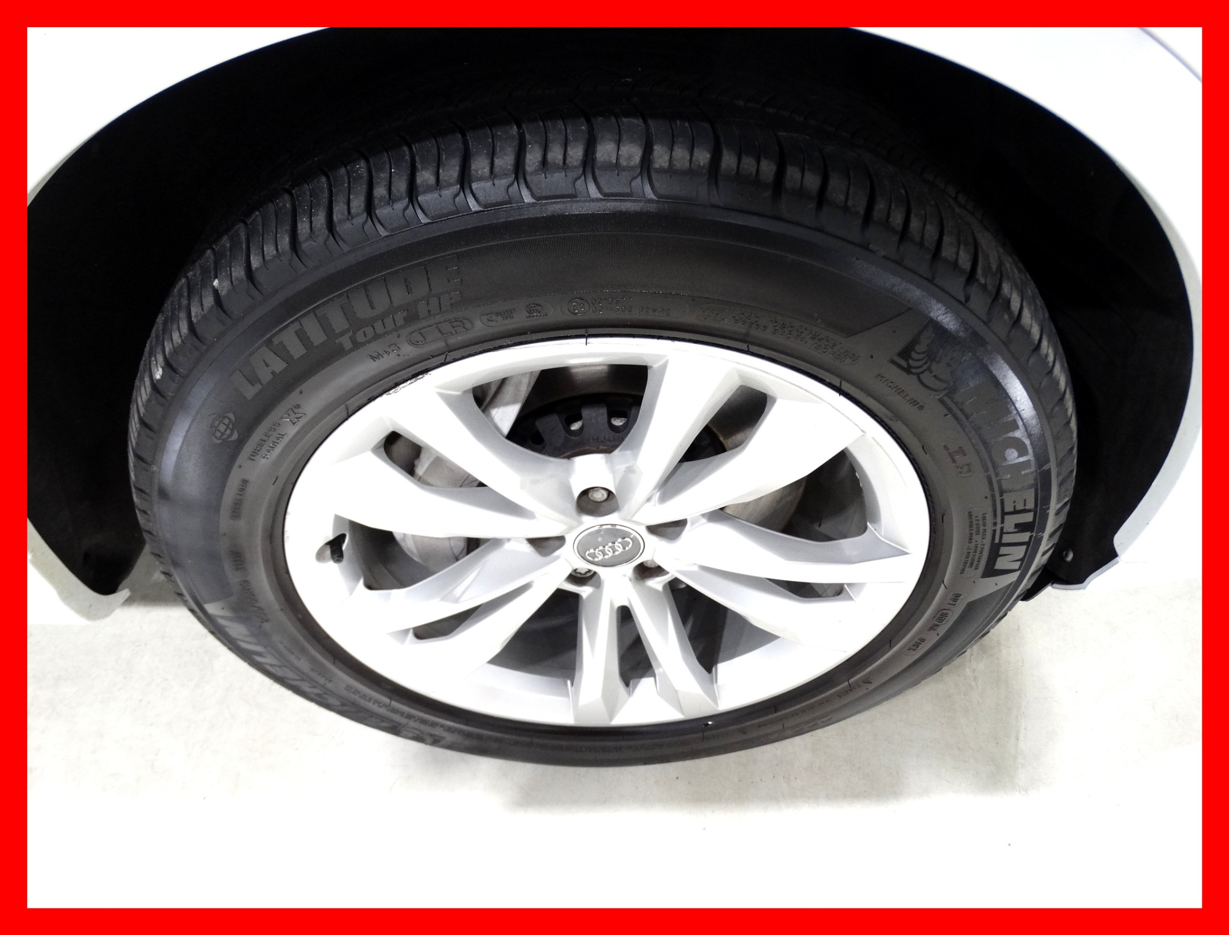 /carconnectiontoronto/2018-Audi-Q7-36349077115356243.jpg