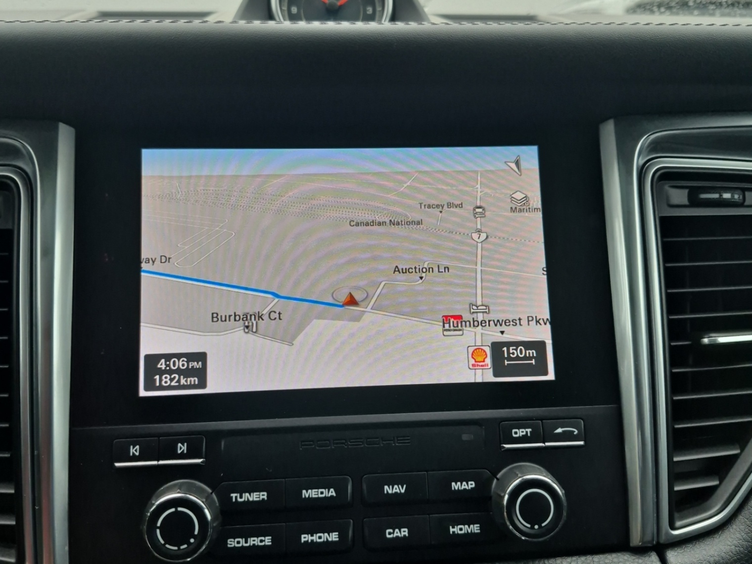 /carconnectiontoronto/2018-Porsche-Macan-05217727778151371.jpg