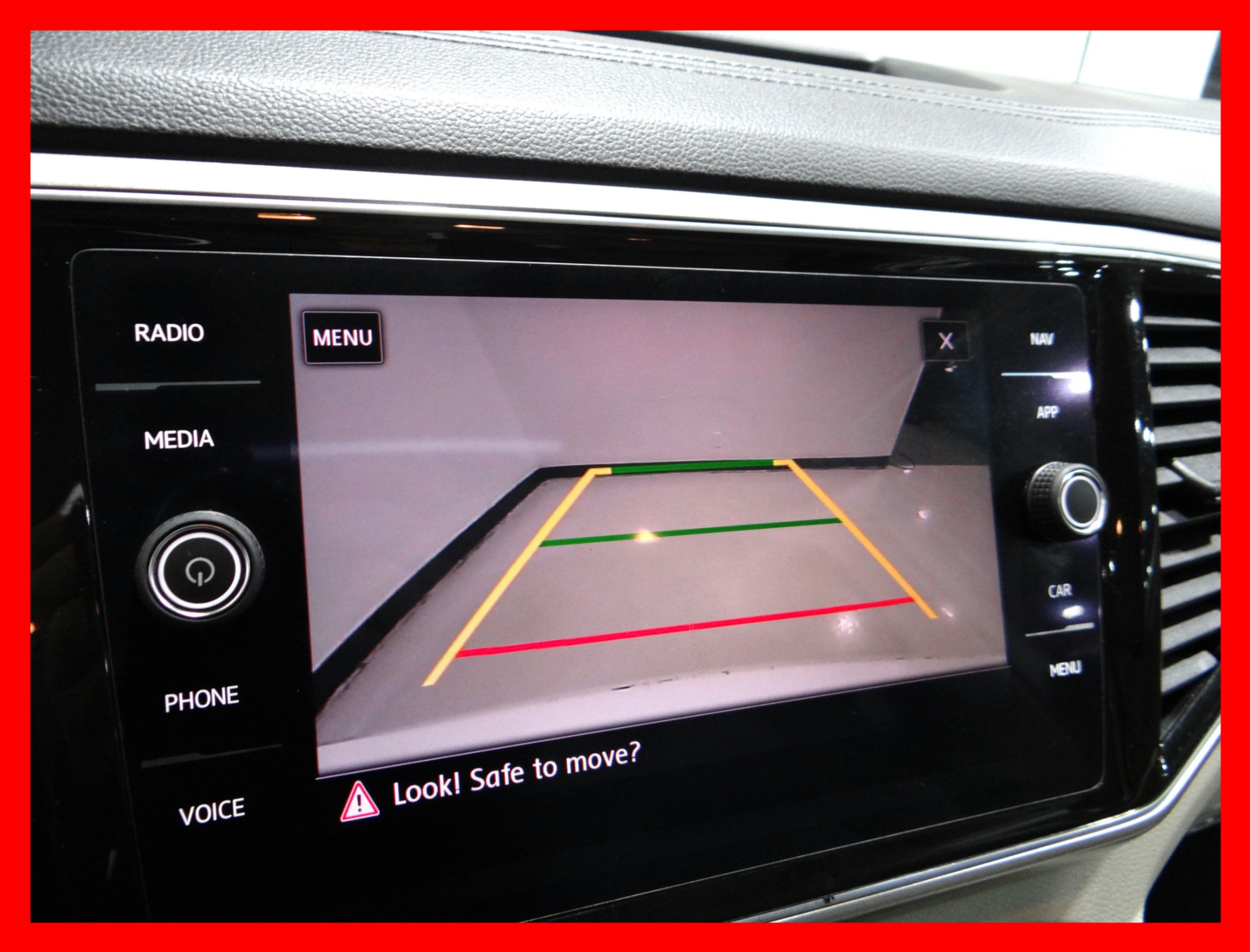 /carconnectiontoronto/2018-Volkswagen-Atlas-09635671812992475.jpg