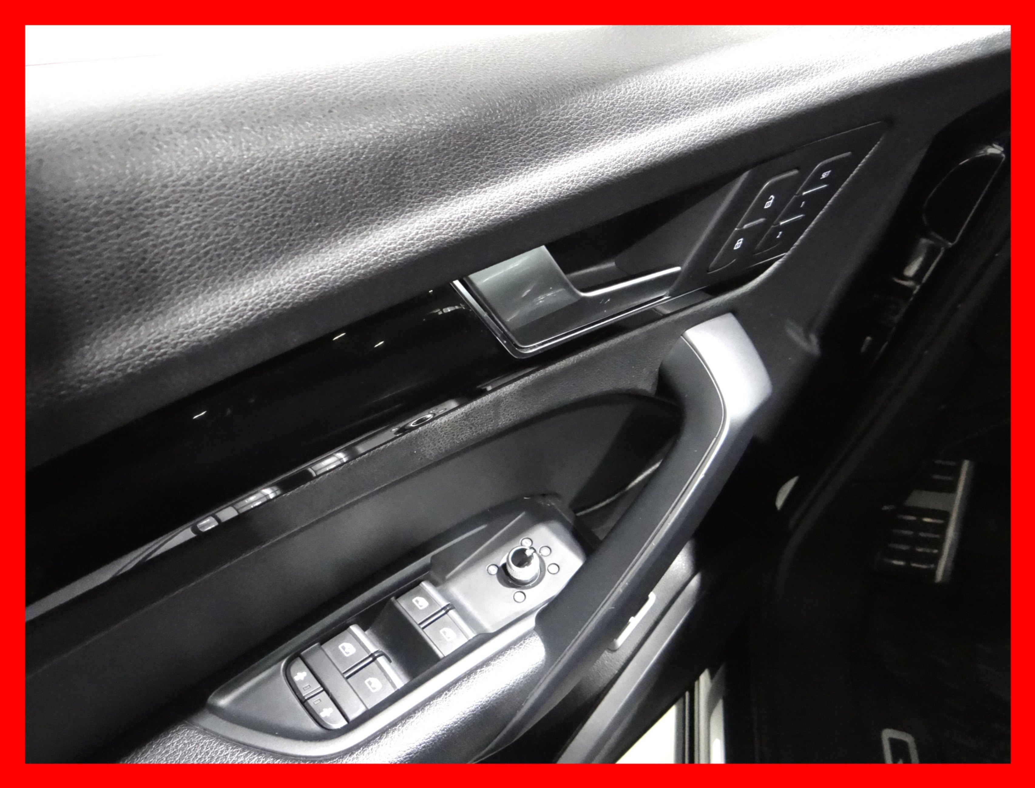 /carconnectiontoronto/2019-Audi-Q5-24460924218150915.jpg
