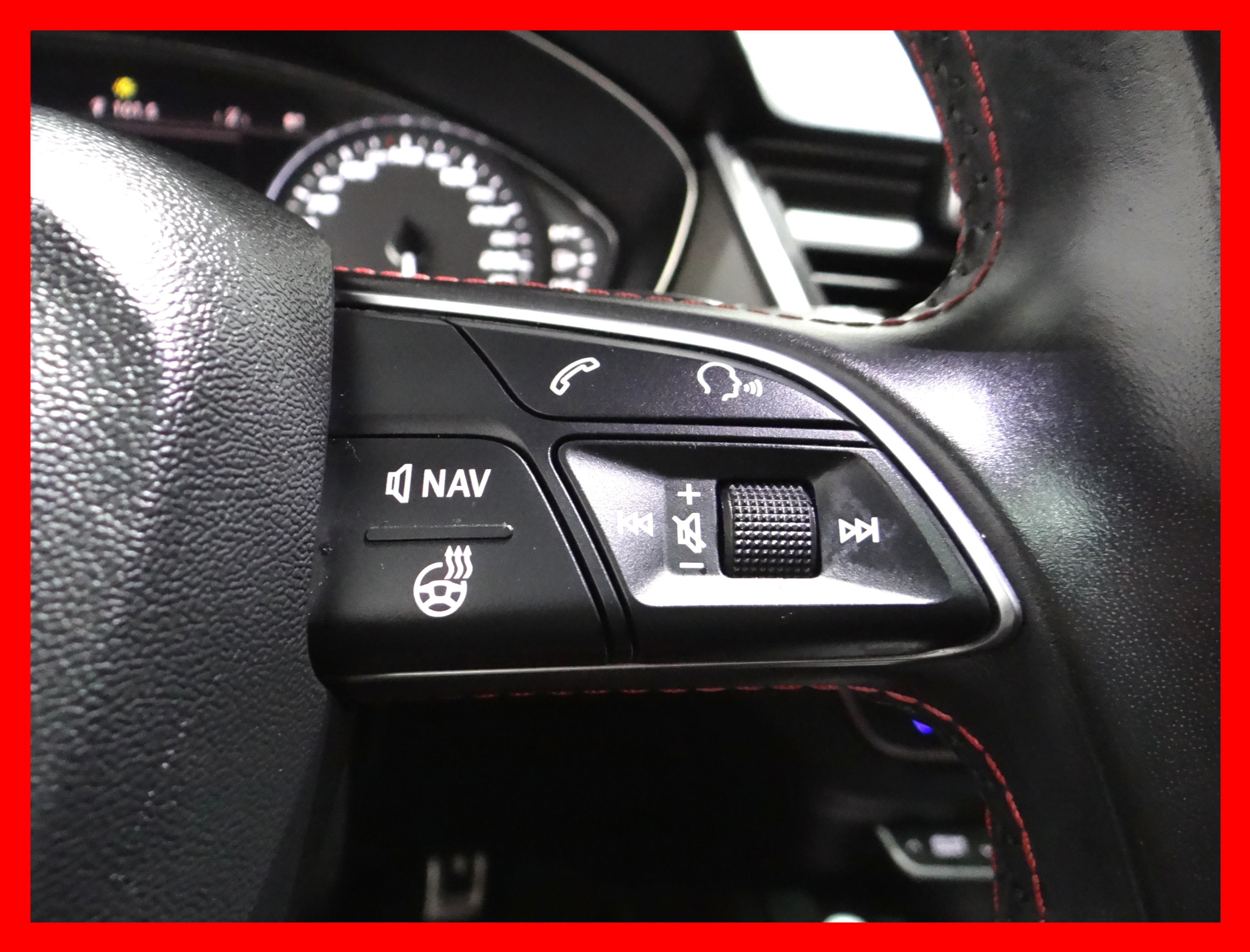/carconnectiontoronto/2019-Audi-SQ5-33225318649625857.jpg