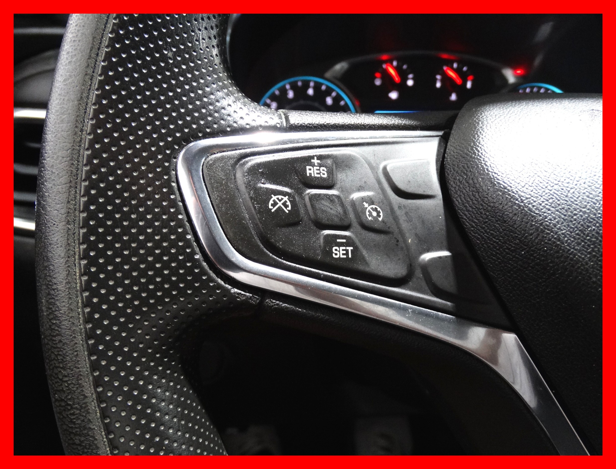 /carconnectiontoronto/2019-Chevrolet-Equinox-3220059715253656.jpg