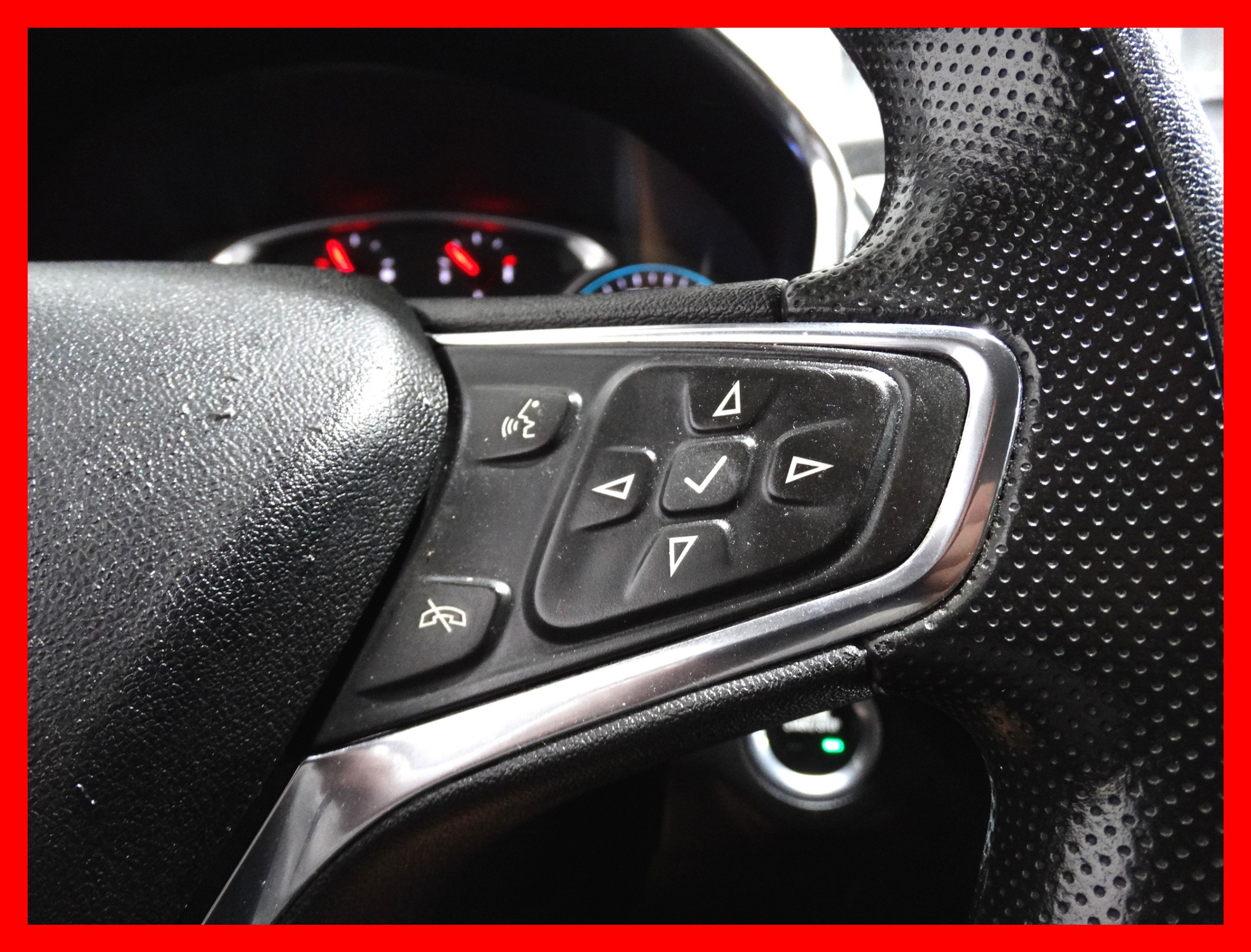 /carconnectiontoronto/2019-Chevrolet-Equinox-7052079798388426.jpg