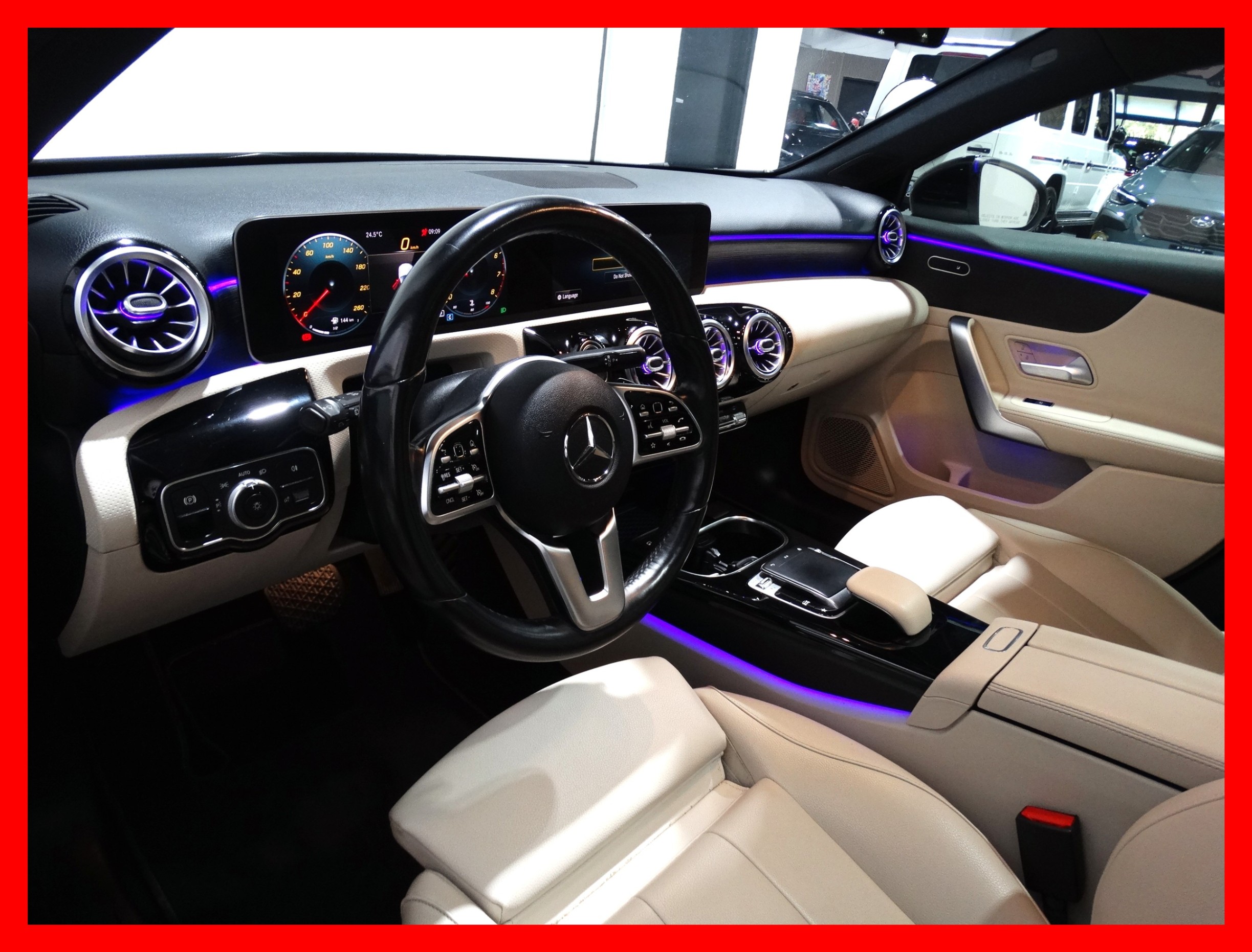 /carconnectiontoronto/2019-Mercedes-Benz-A-Class-9354780109854743.jpg