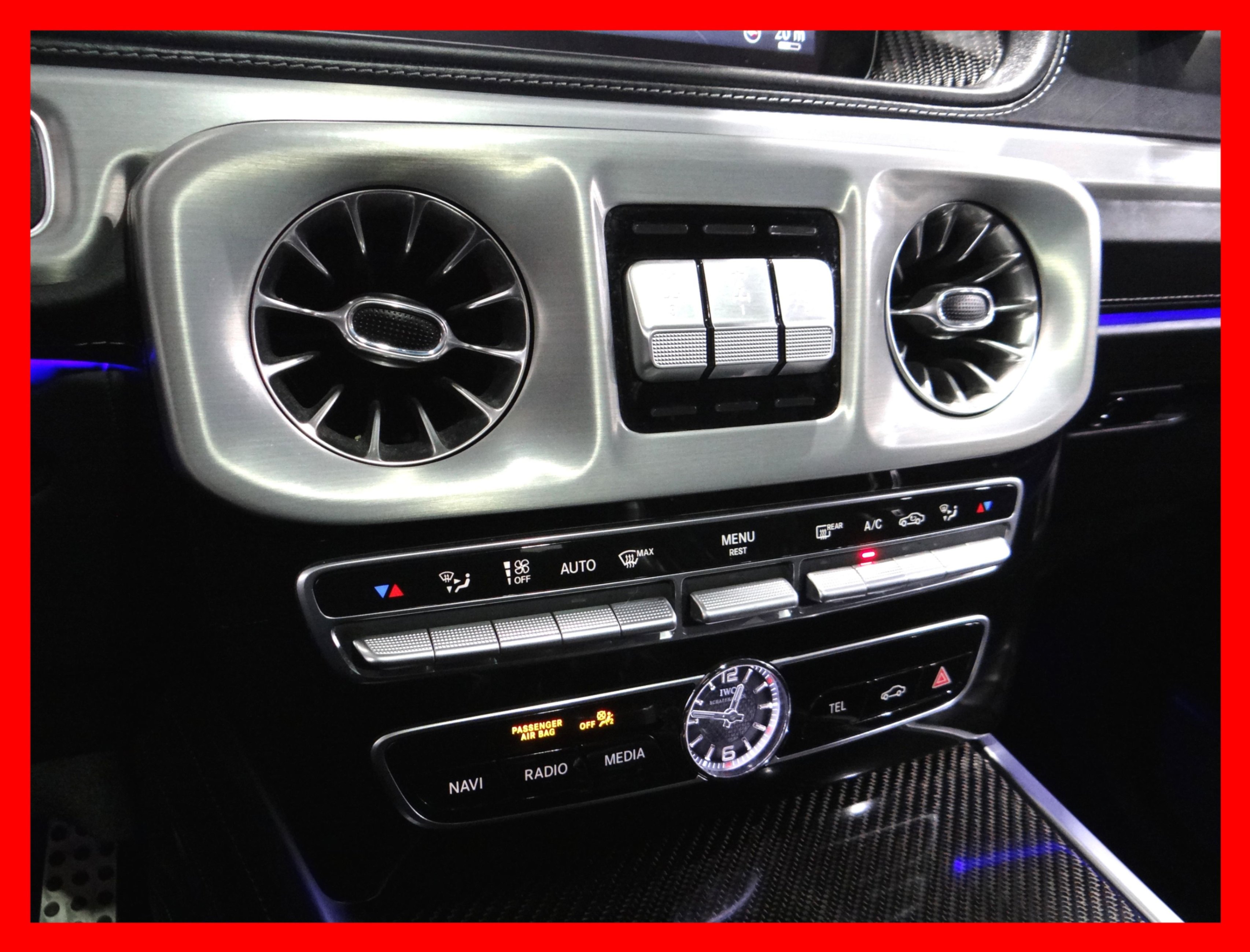/carconnectiontoronto/2019-Mercedes-Benz-G-Class-11927623780920604.jpg