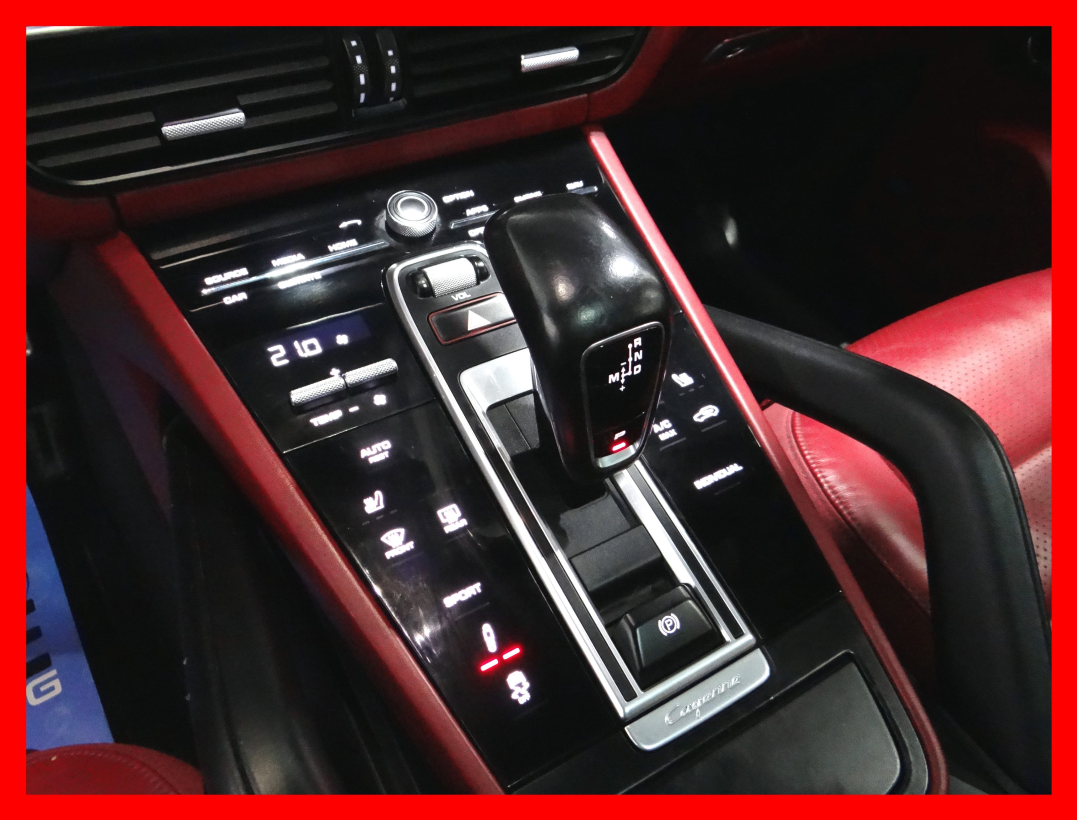 /carconnectiontoronto/2019-Porsche-Cayenne-8576853442323238.jpg