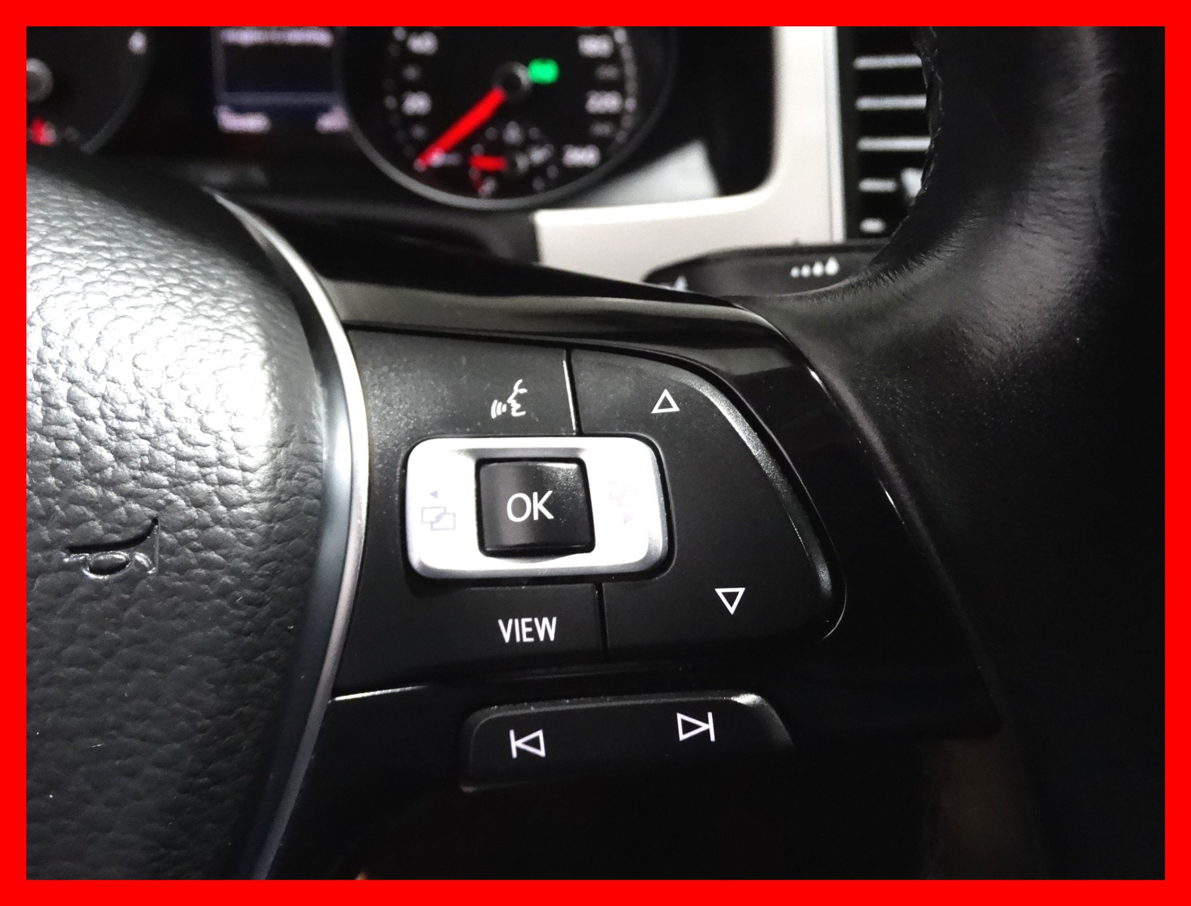 /carconnectiontoronto/2019-Volkswagen-Atlas-008673681628053265.jpg