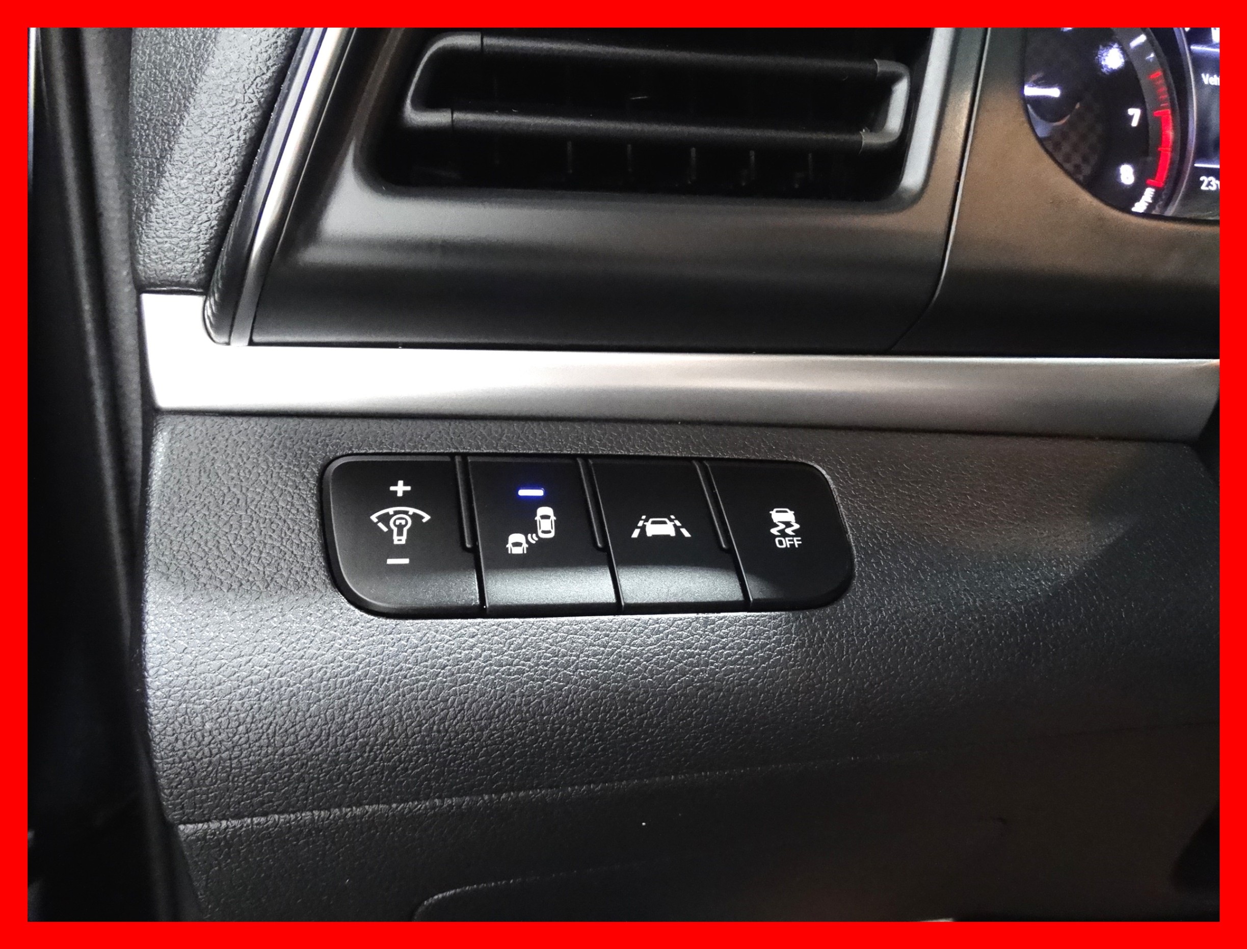 /carconnectiontoronto/2020-Hyundai-Elantra-9614918848184095.jpg