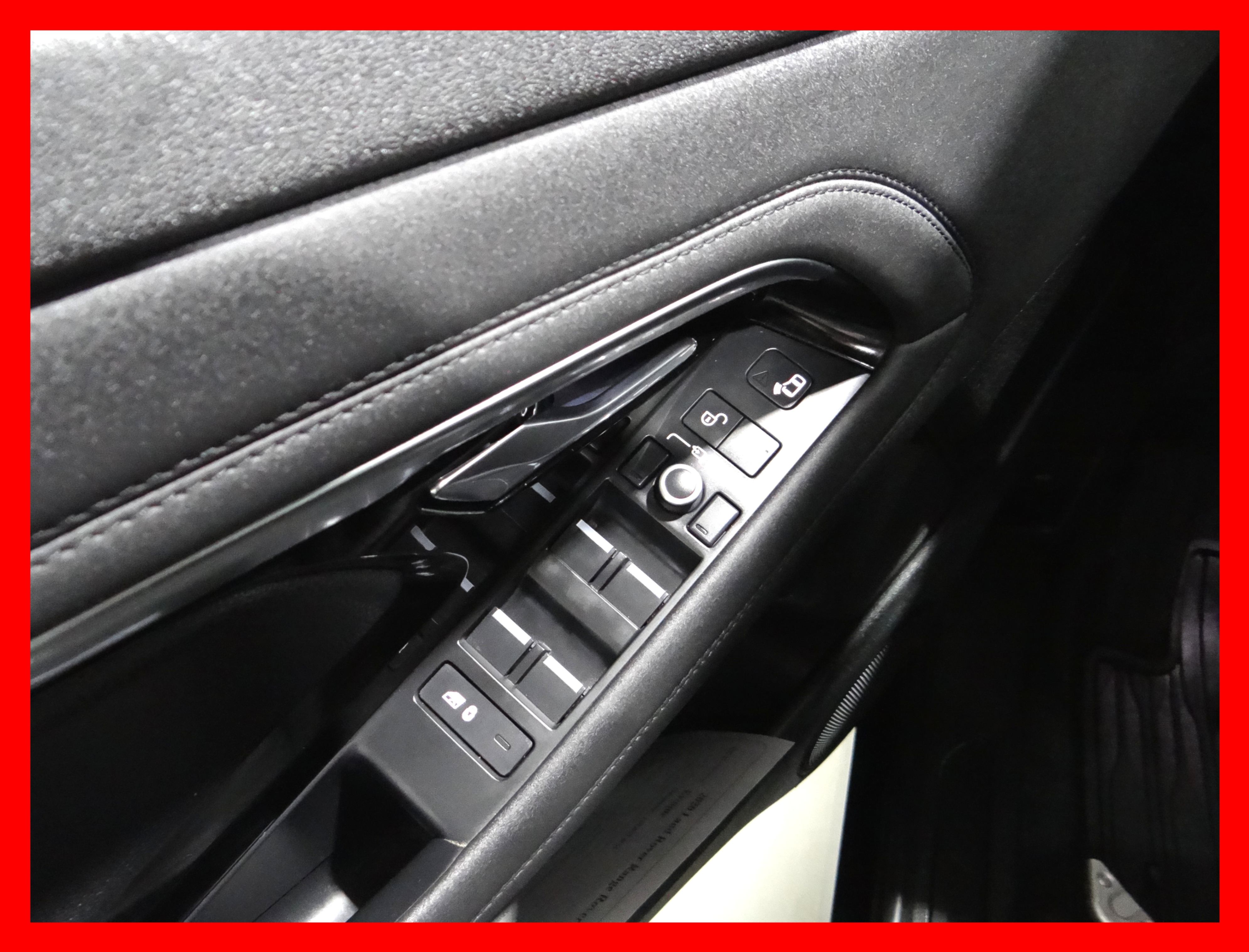 /carconnectiontoronto/2020-LandRover-RangeRover-09066966794880482.jpg