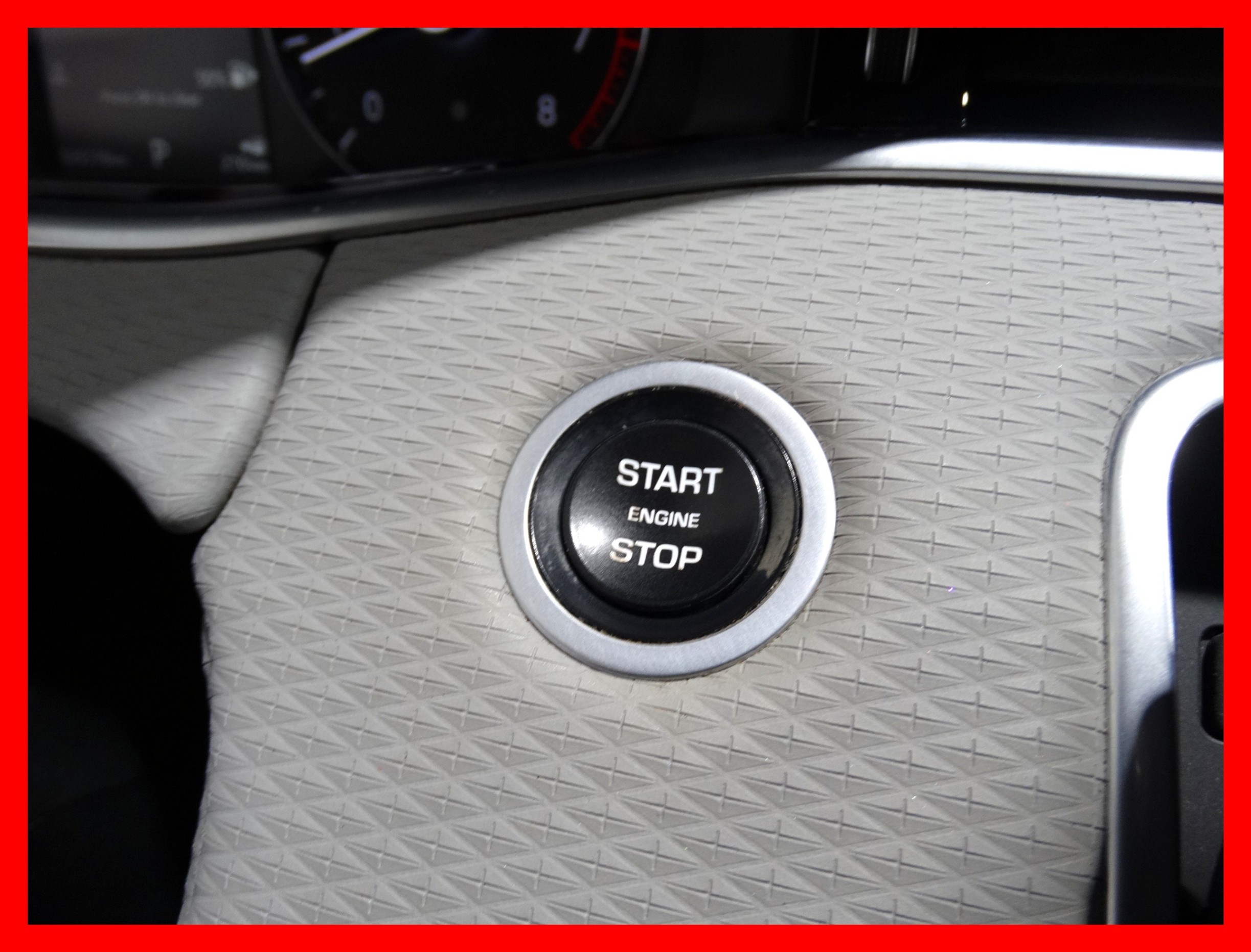 /carconnectiontoronto/2020-LandRover-RangeRover-13133865565785086.jpg
