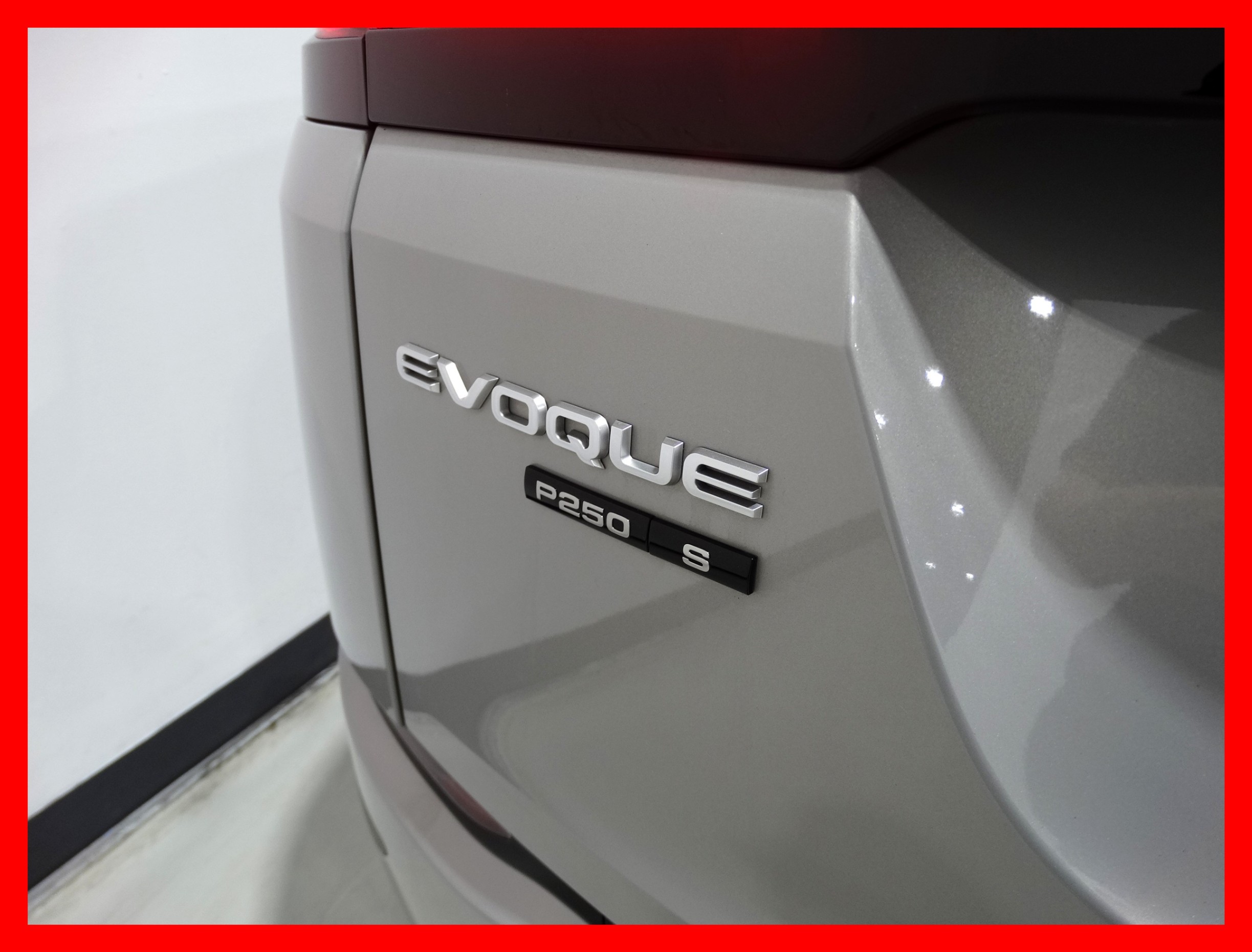 /carconnectiontoronto/2020-LandRover-RangeRover-883453987854574.jpg