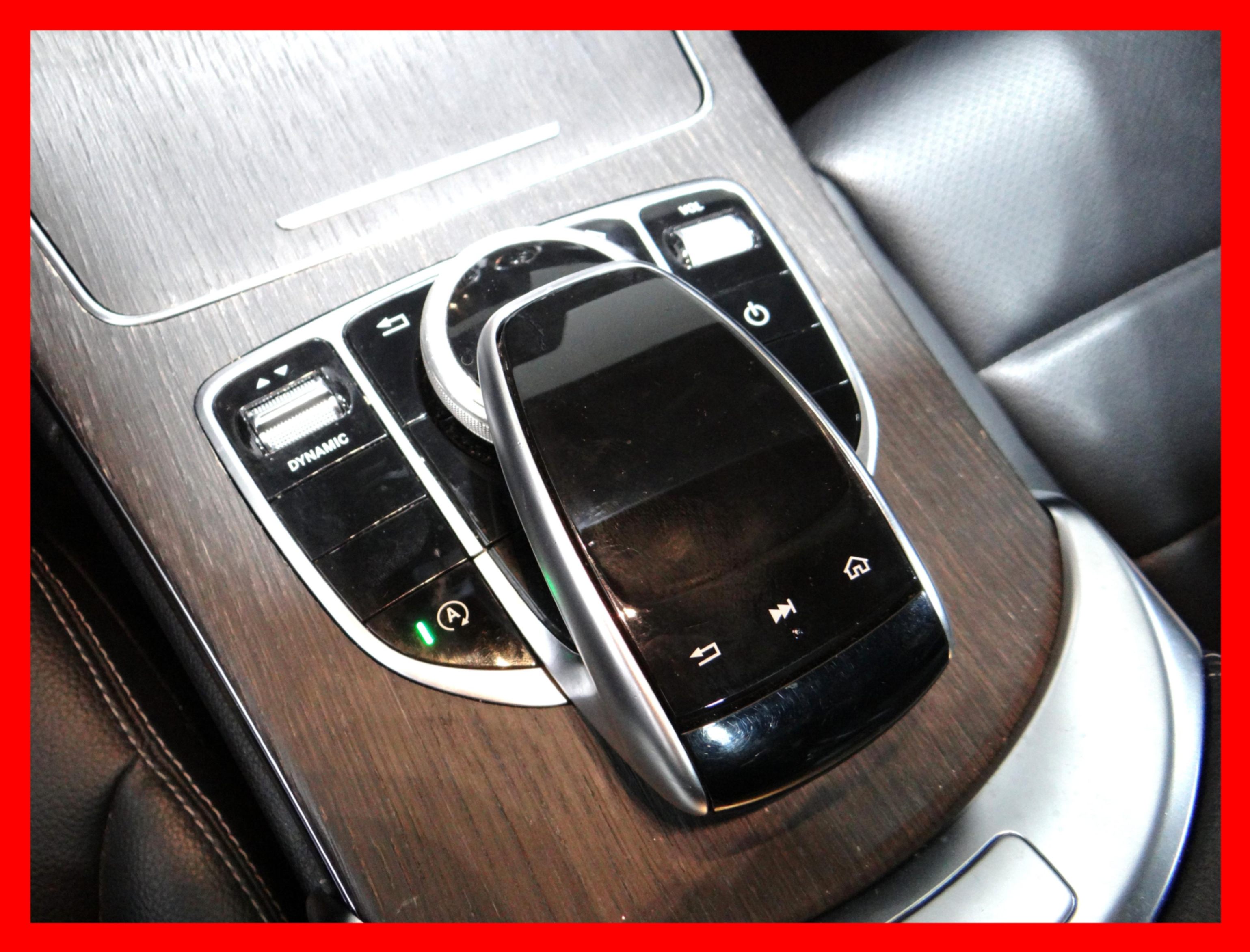 /carconnectiontoronto/2020-Mercedes-Benz-C-Class-47191205026793903.jpg