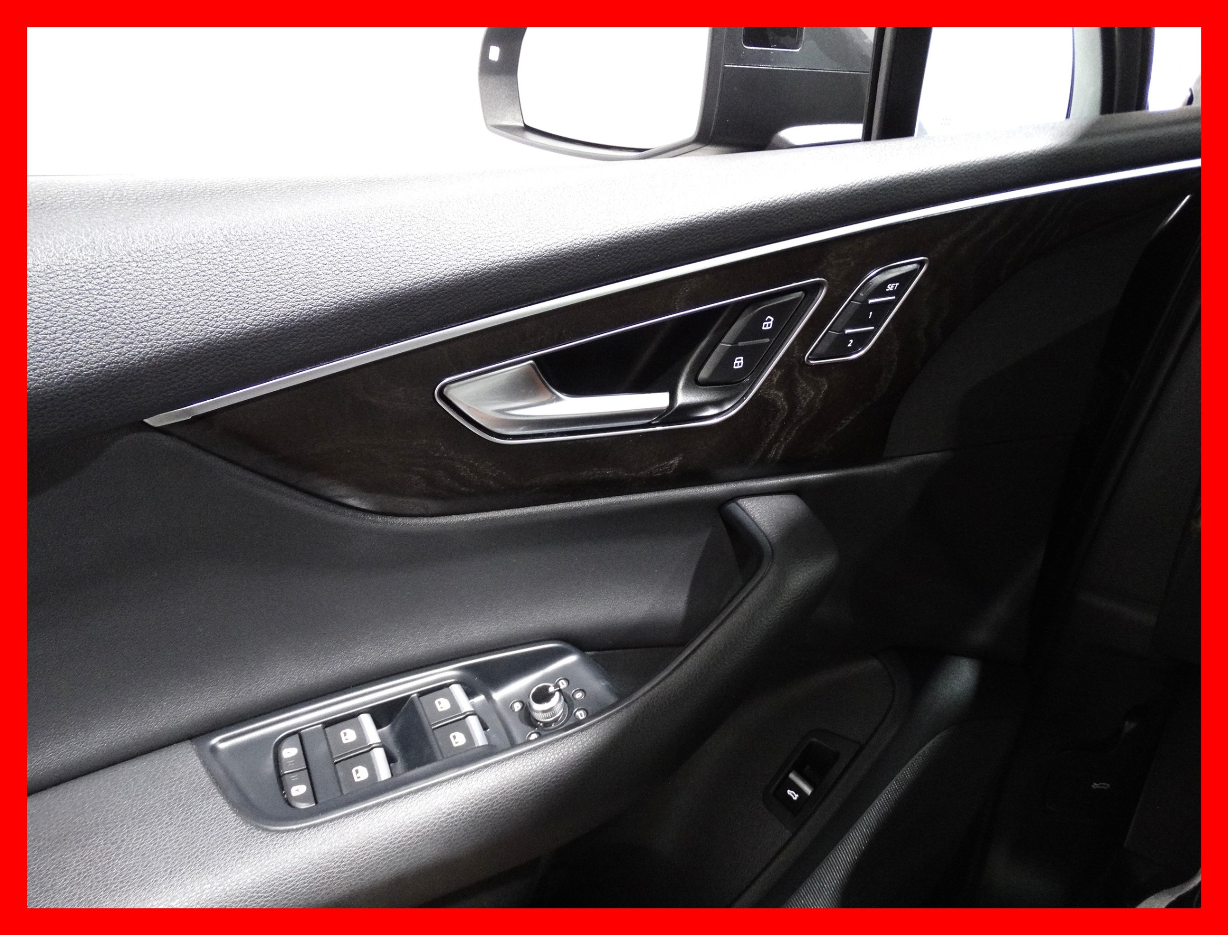 /carconnectiontoronto/2021-Audi-Q7-3404335682660089.jpg