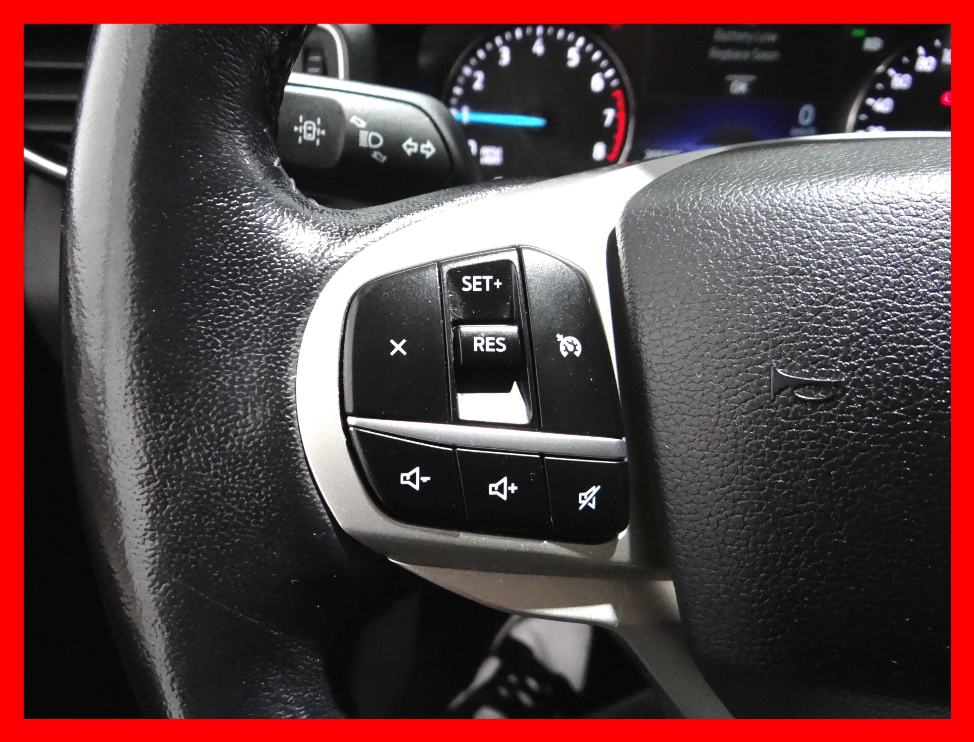 /carconnectiontoronto/2021-Ford-Explorer-35505959834084133.jpg