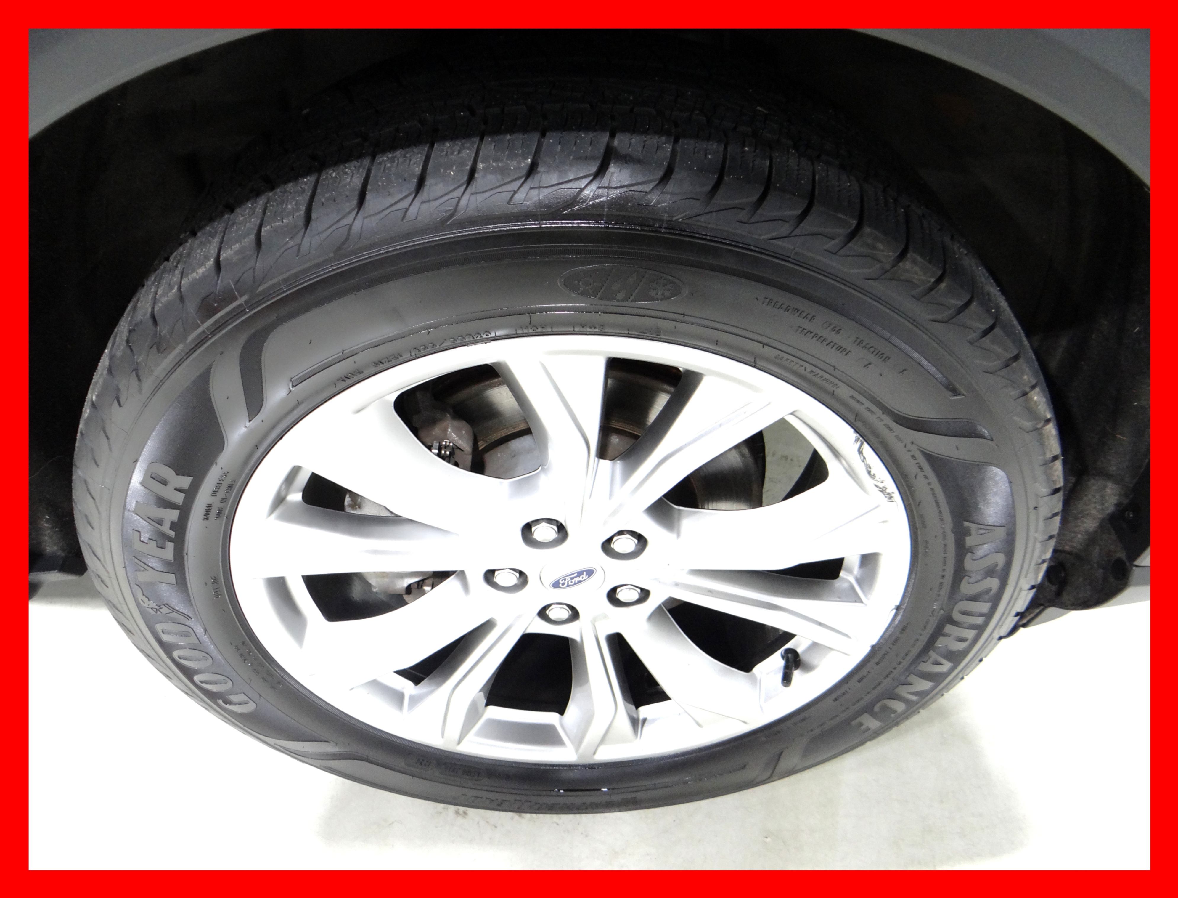 /carconnectiontoronto/2021-Ford-Explorer-49205618973958165.jpg
