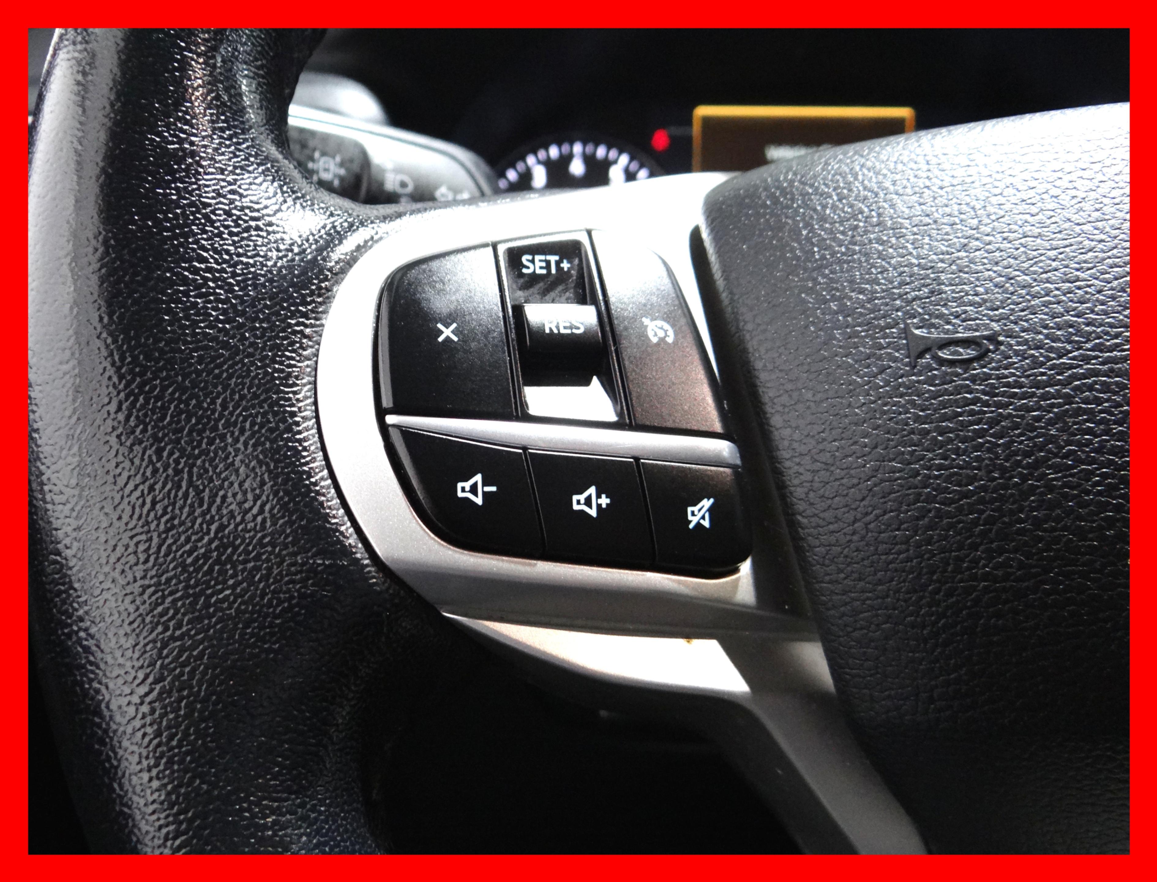 /carconnectiontoronto/2021-Ford-Explorer-620976395212169.jpg