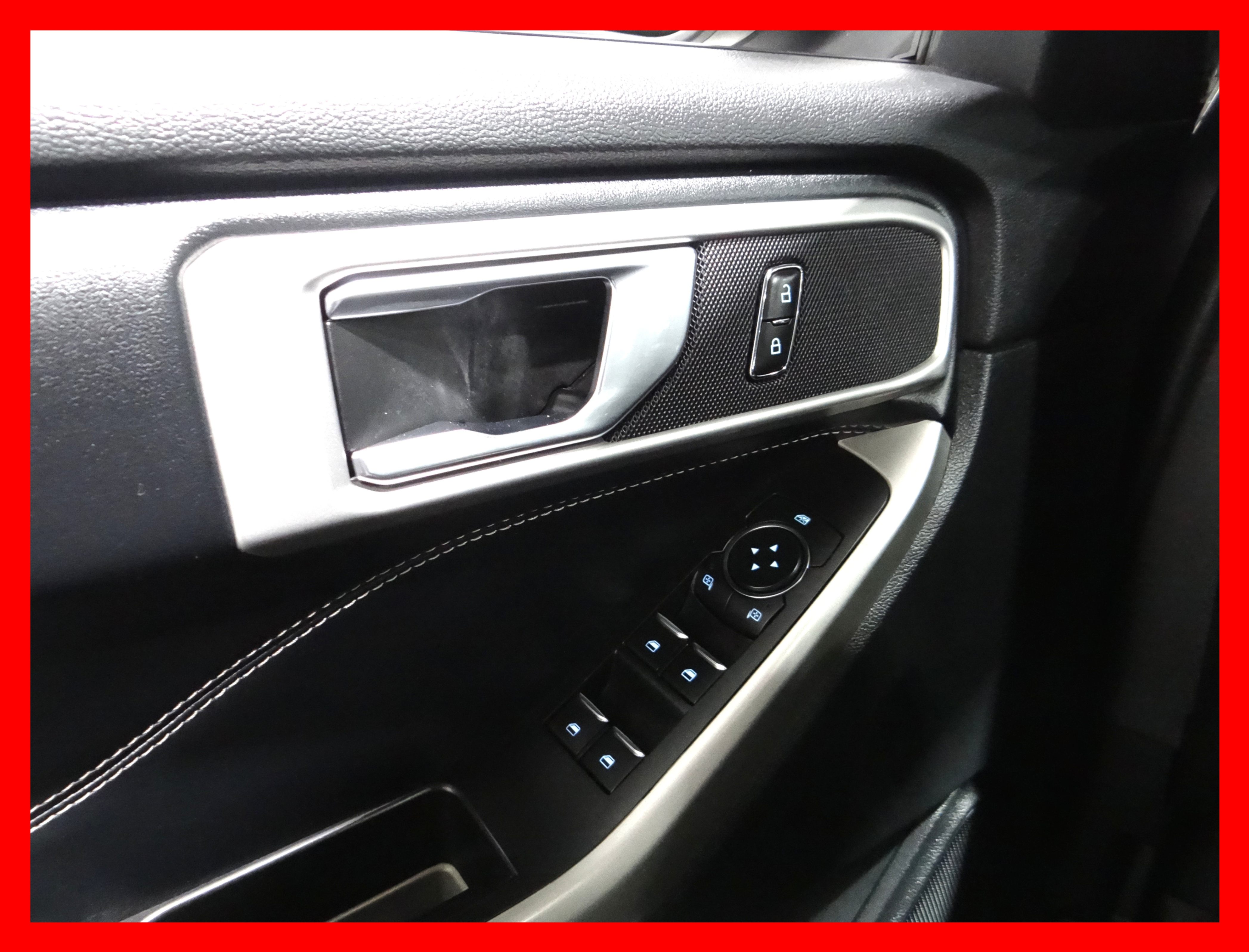 /carconnectiontoronto/2021-Ford-Explorer-8581573550084305.jpg