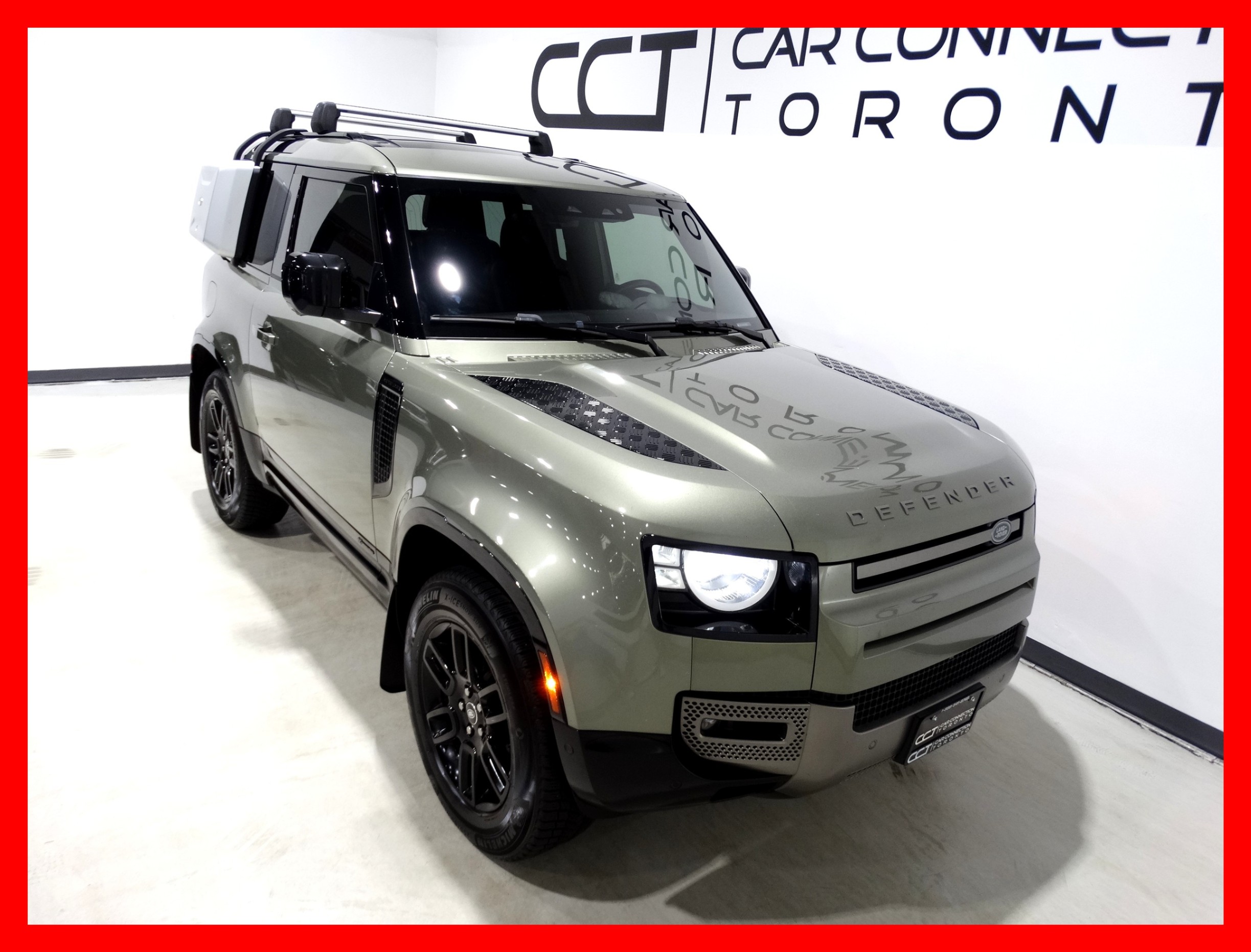 /carconnectiontoronto/2021-LandRover-Defender-01875413148241445.jpg