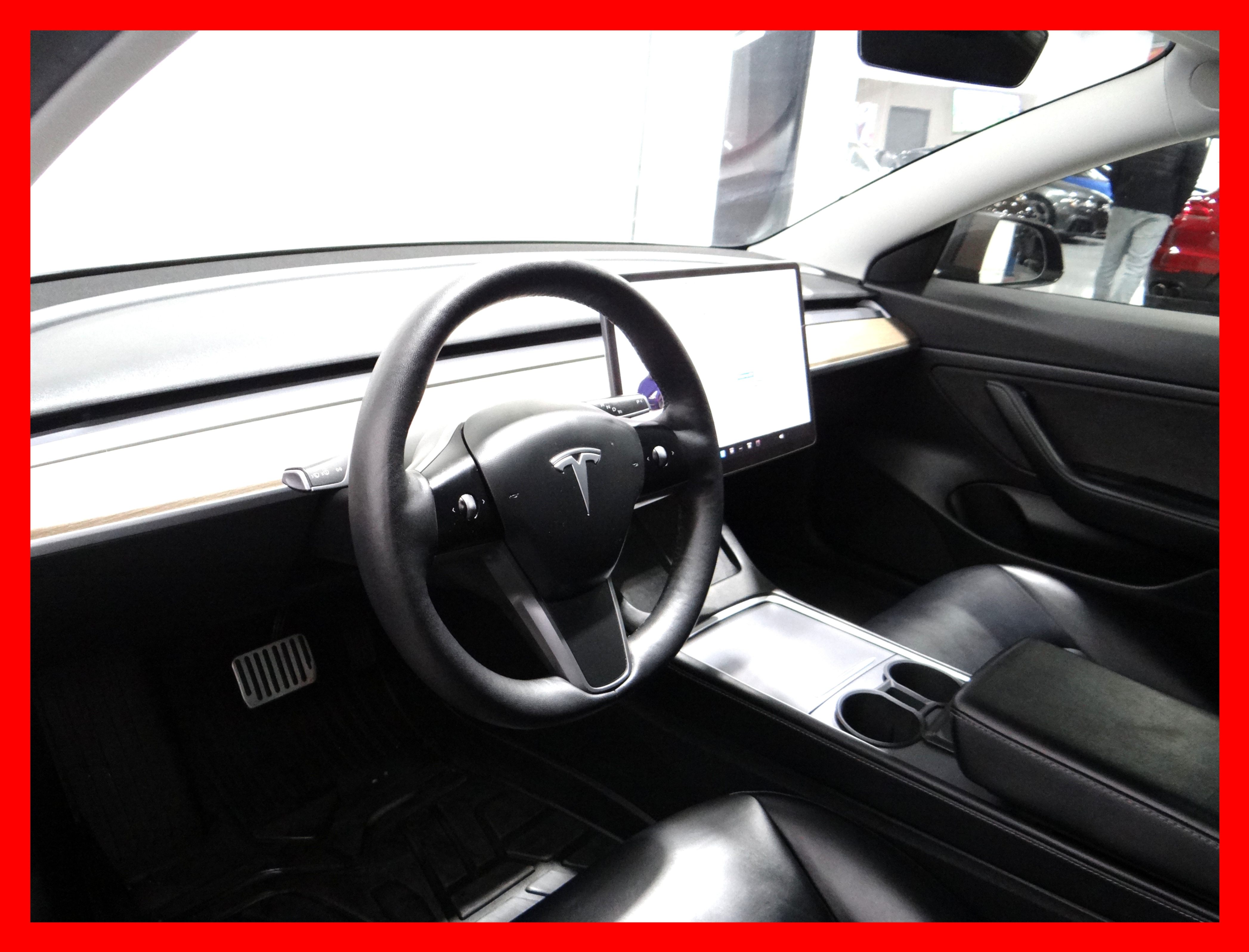 /carconnectiontoronto/2021-Tesla-Model3-40785656238541956.jpg