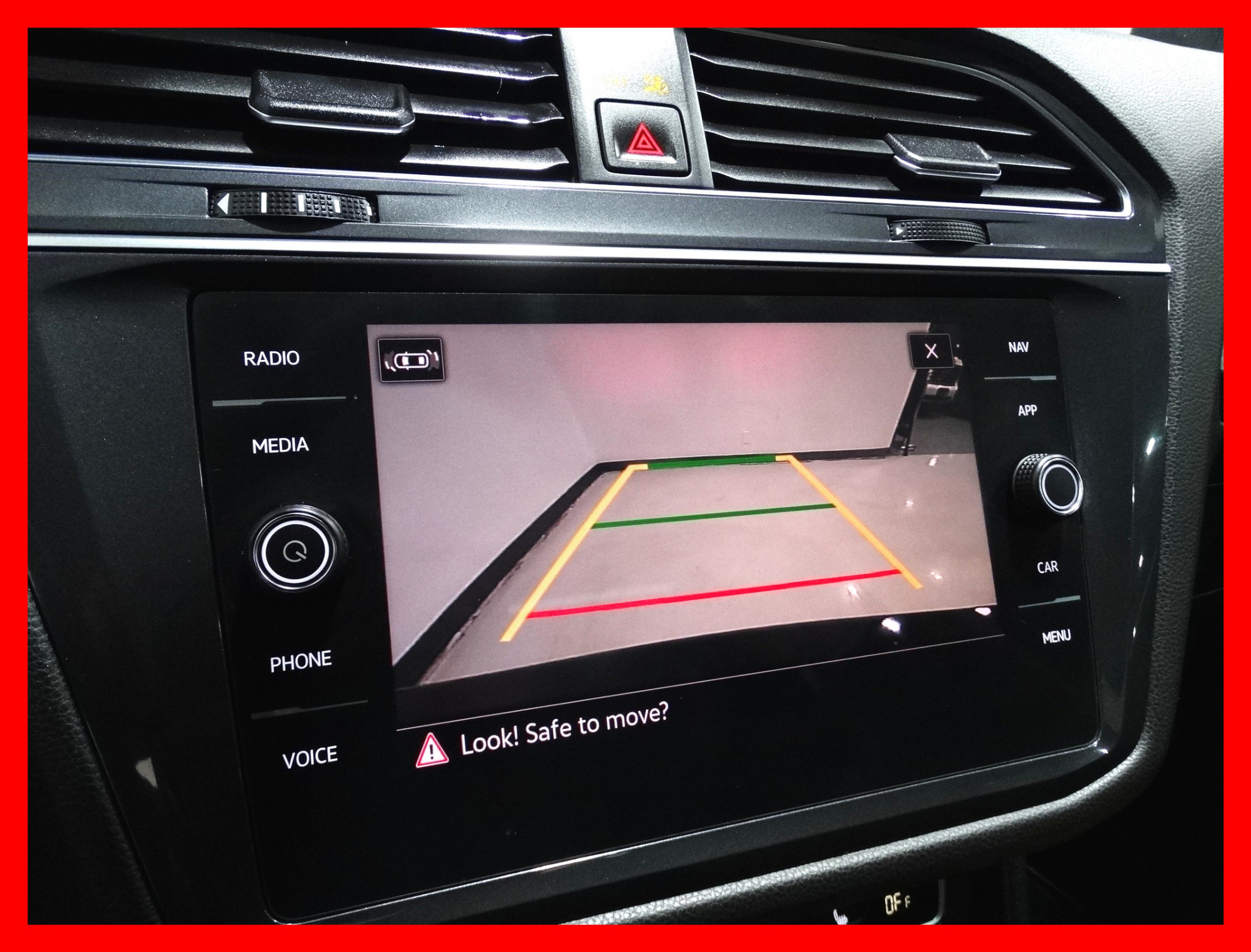 /carconnectiontoronto/2021-Volkswagen-Tiguan-7587951696809672.jpg
