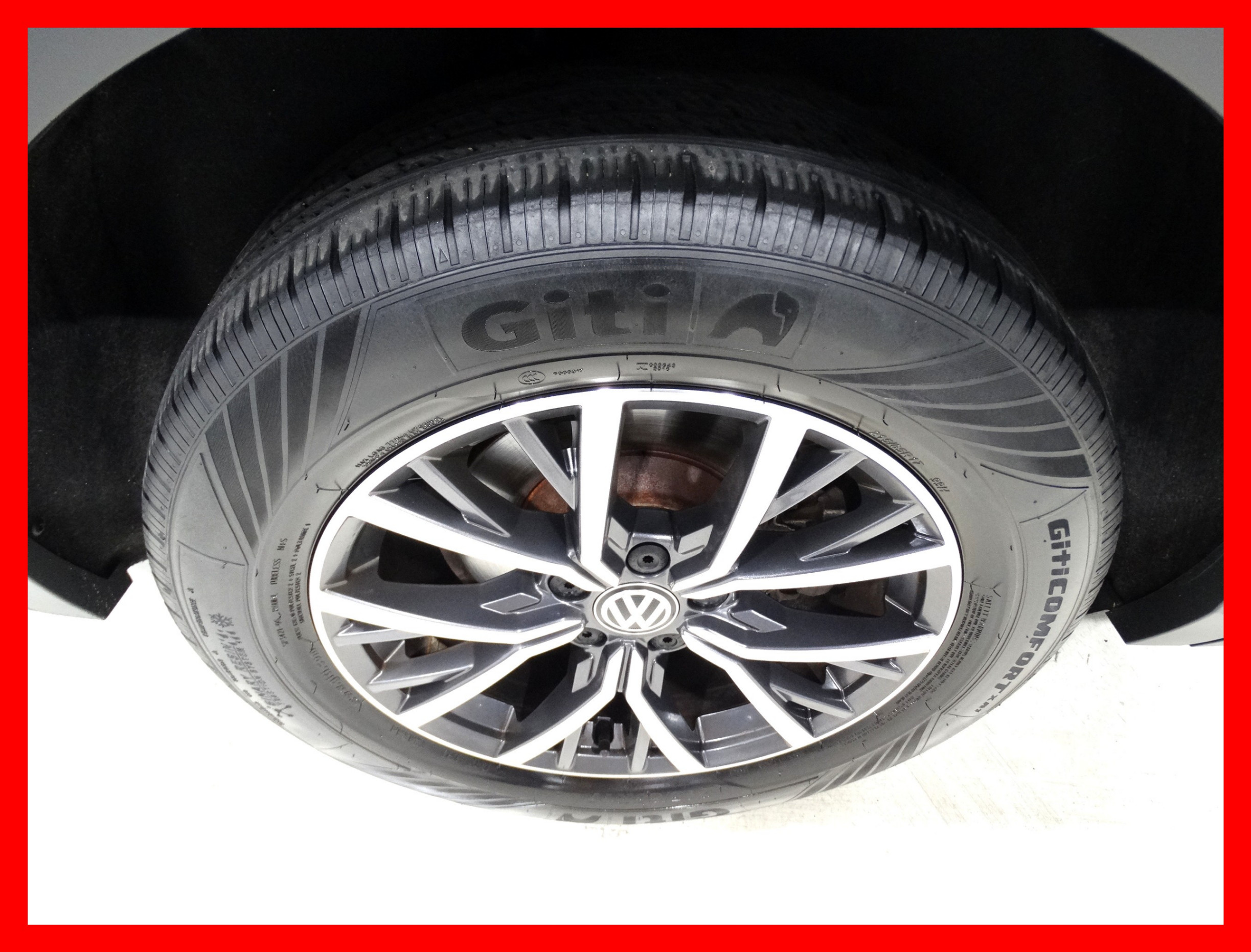 /carconnectiontoronto/2021-Volkswagen-Tiguan-9658614475300249.jpg