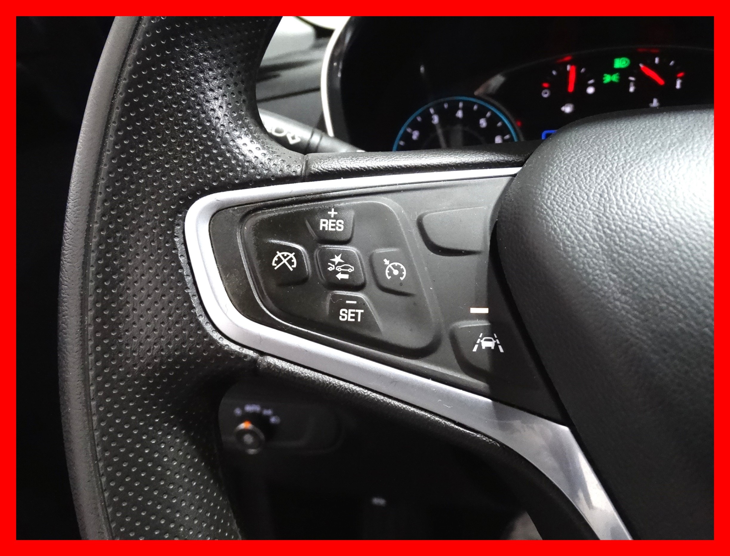 /carconnectiontoronto/2022-Chevrolet-Equinox-2079841088171417.jpg