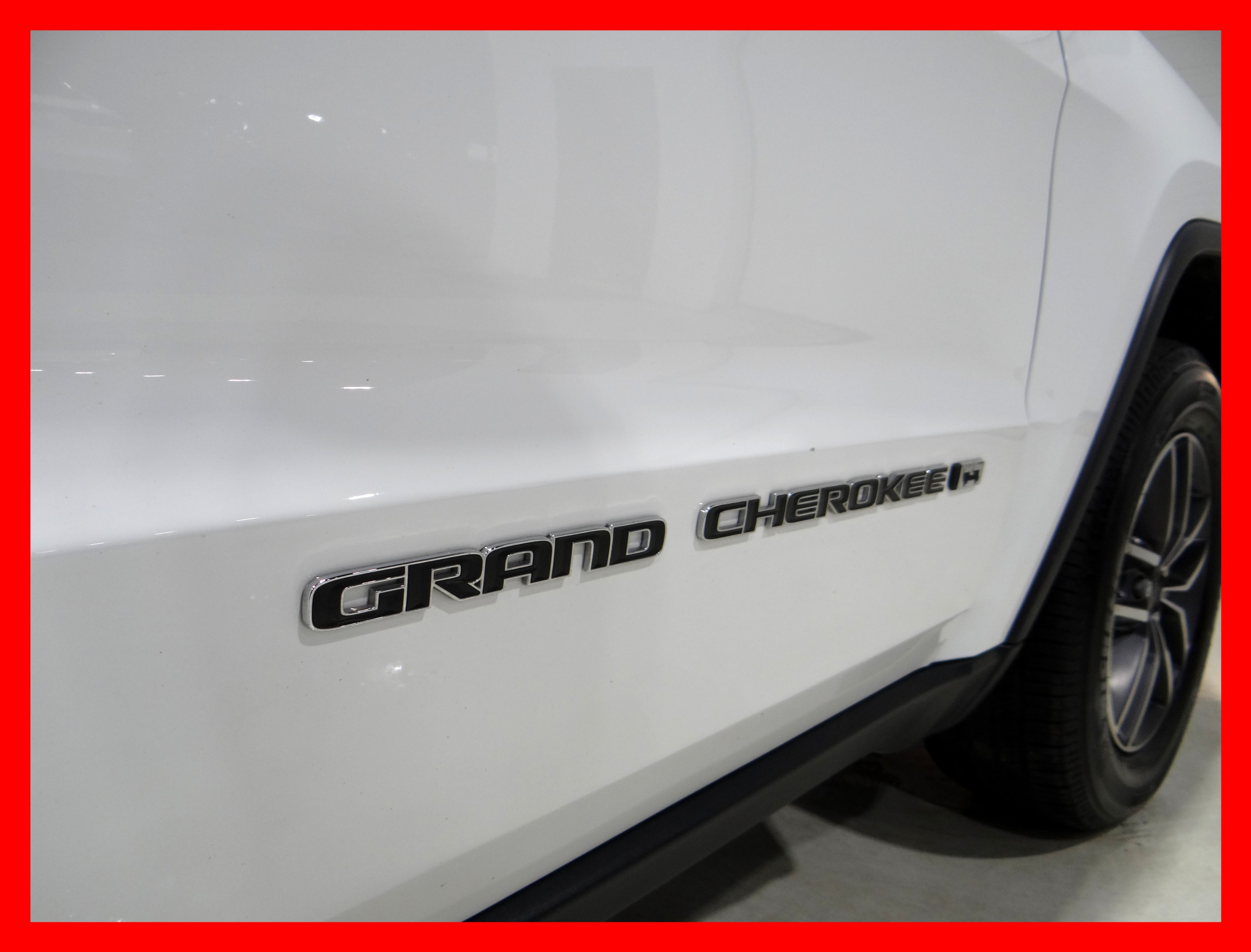 /carconnectiontoronto/2022-Jeep-GrandCherokee-4847381387639591.jpg