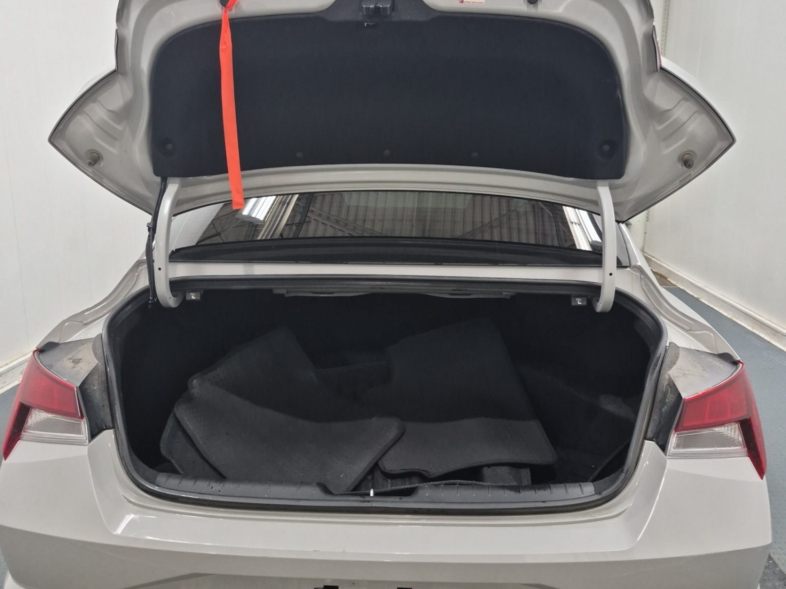 /carconnectiontoronto/2023-Hyundai-Elantra-39431820144391416.jpg