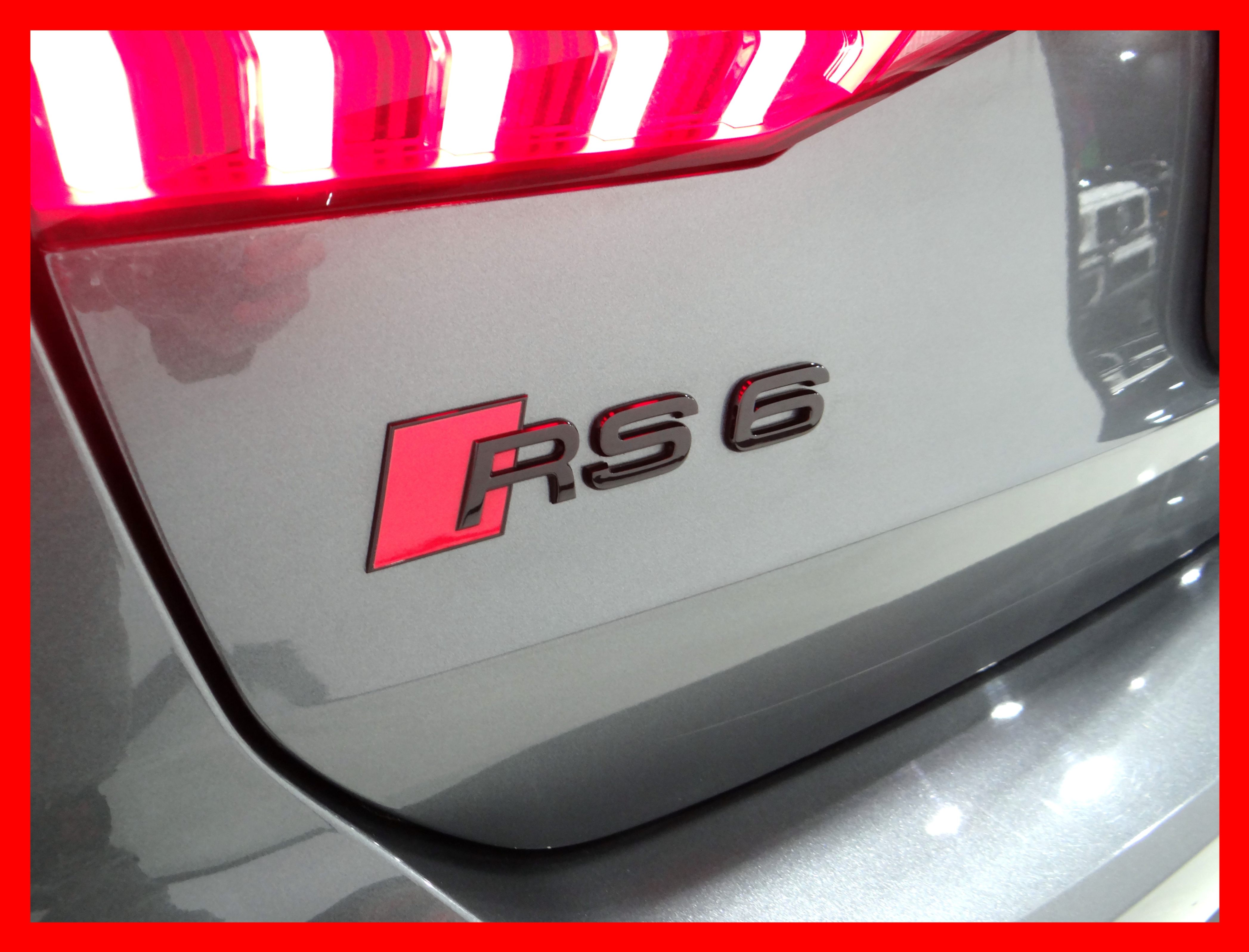 /carconnectiontoronto/2025-Audi-RS6-9060458131066562.jpg