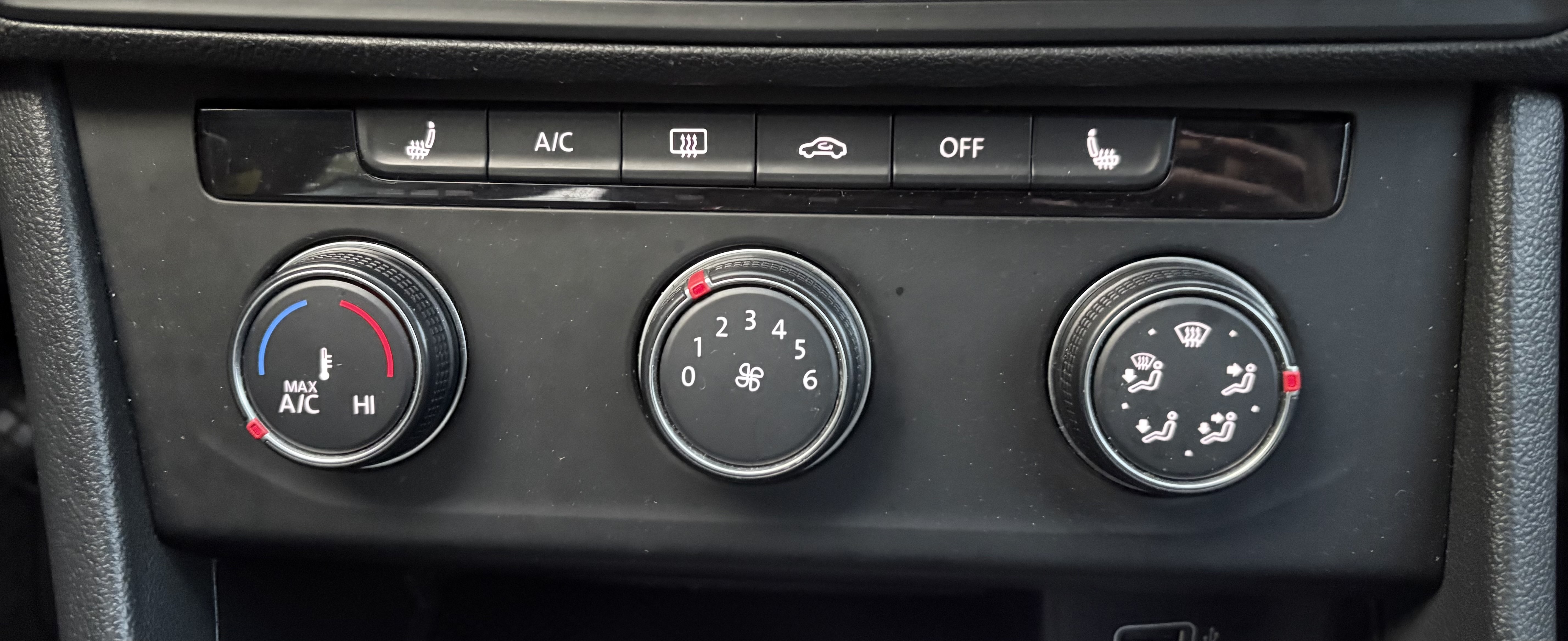 /carzrus/2019-Volkswagen-Jetta-4774478319076296.jpg