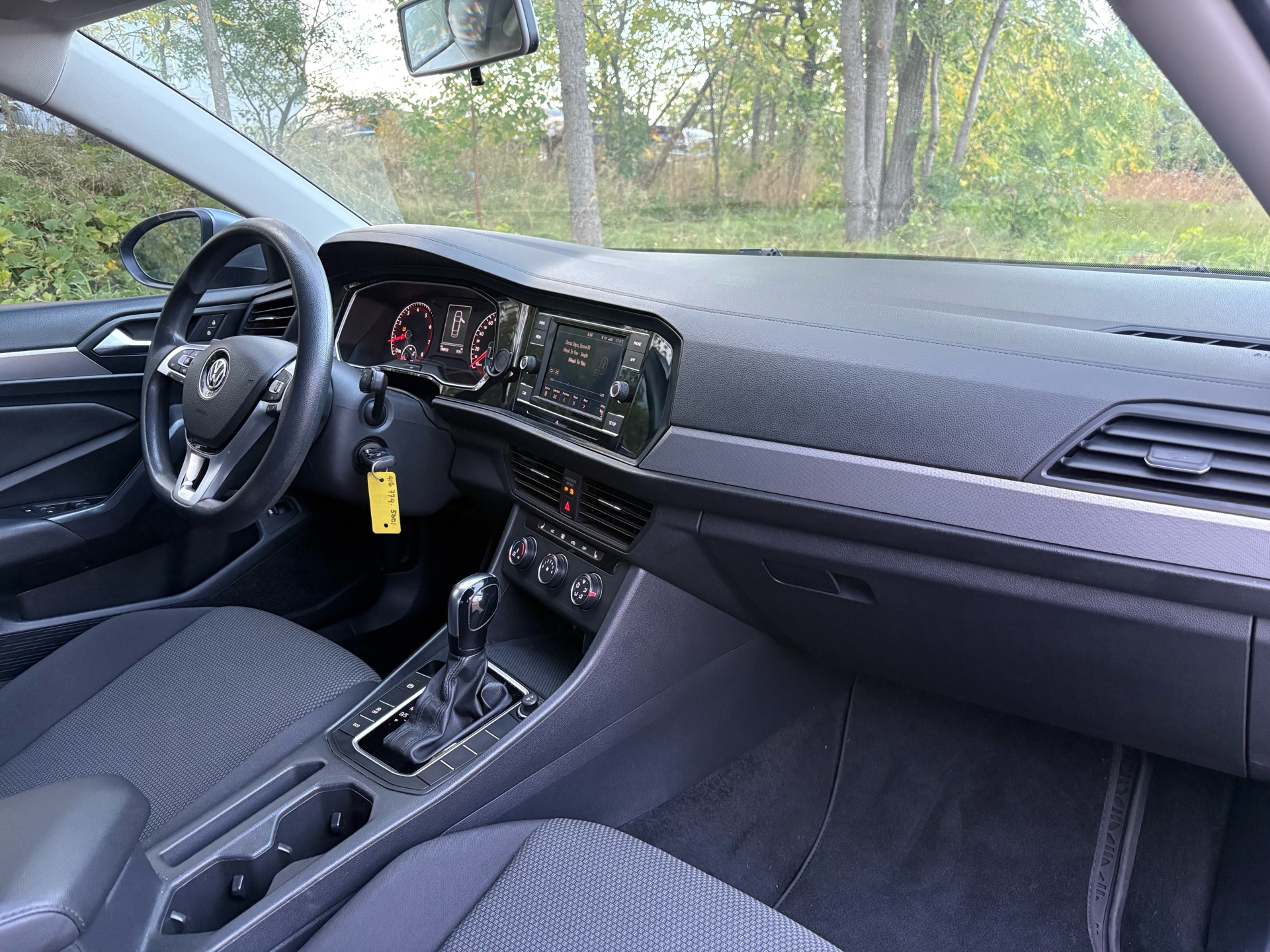 /carzrus/2019-Volkswagen-Jetta-5984816752427415.jpg