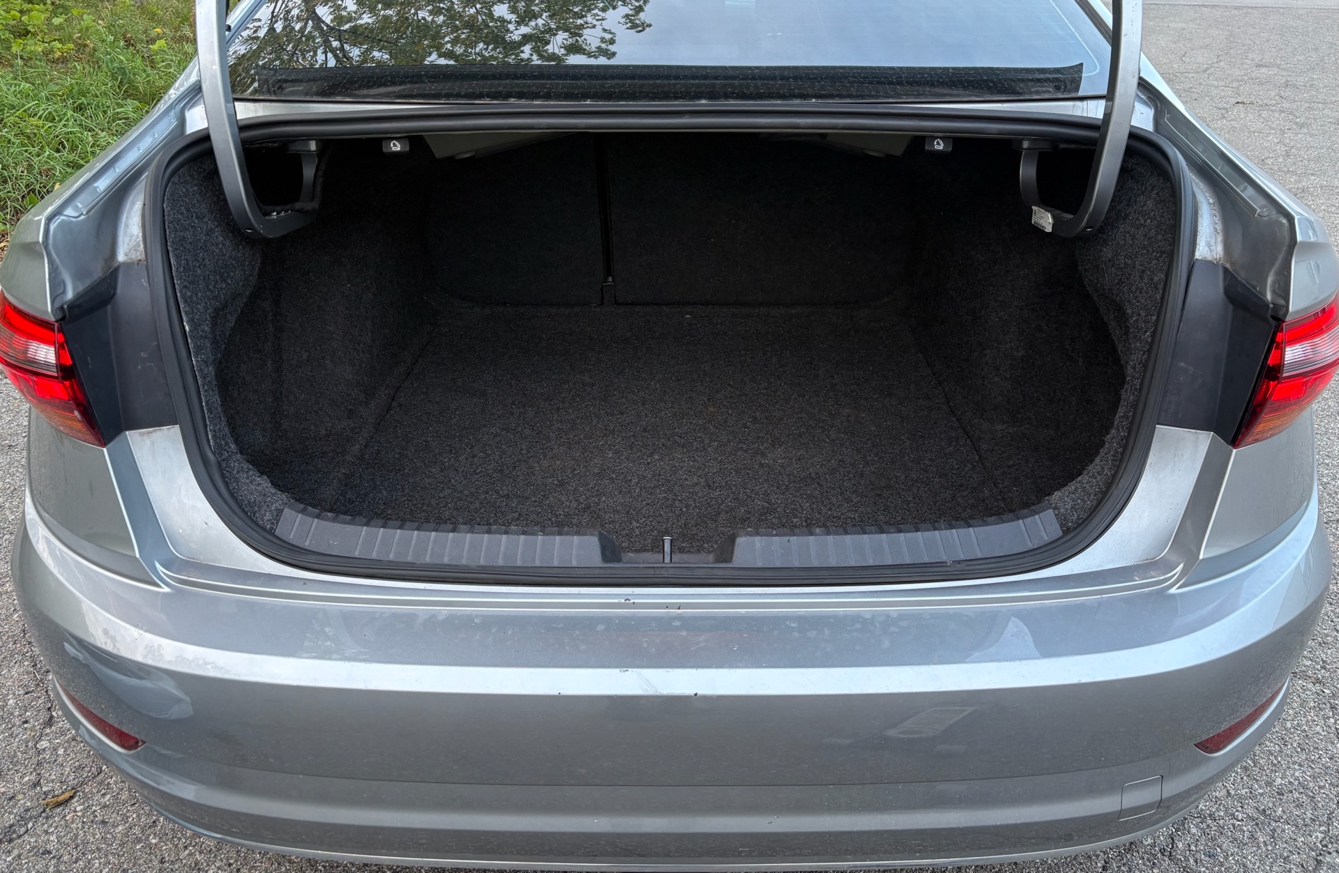 /carzrus/2019-Volkswagen-Jetta-8351743348143335.jpg